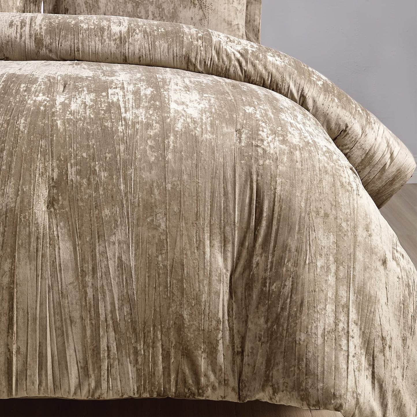 Fredsure Crinkle Velvet Comforter Set, 3 Pieces Khaki Queen, Crinkle Velvet Face and Brushed Microfiber Reverse, with Light Poly Fill