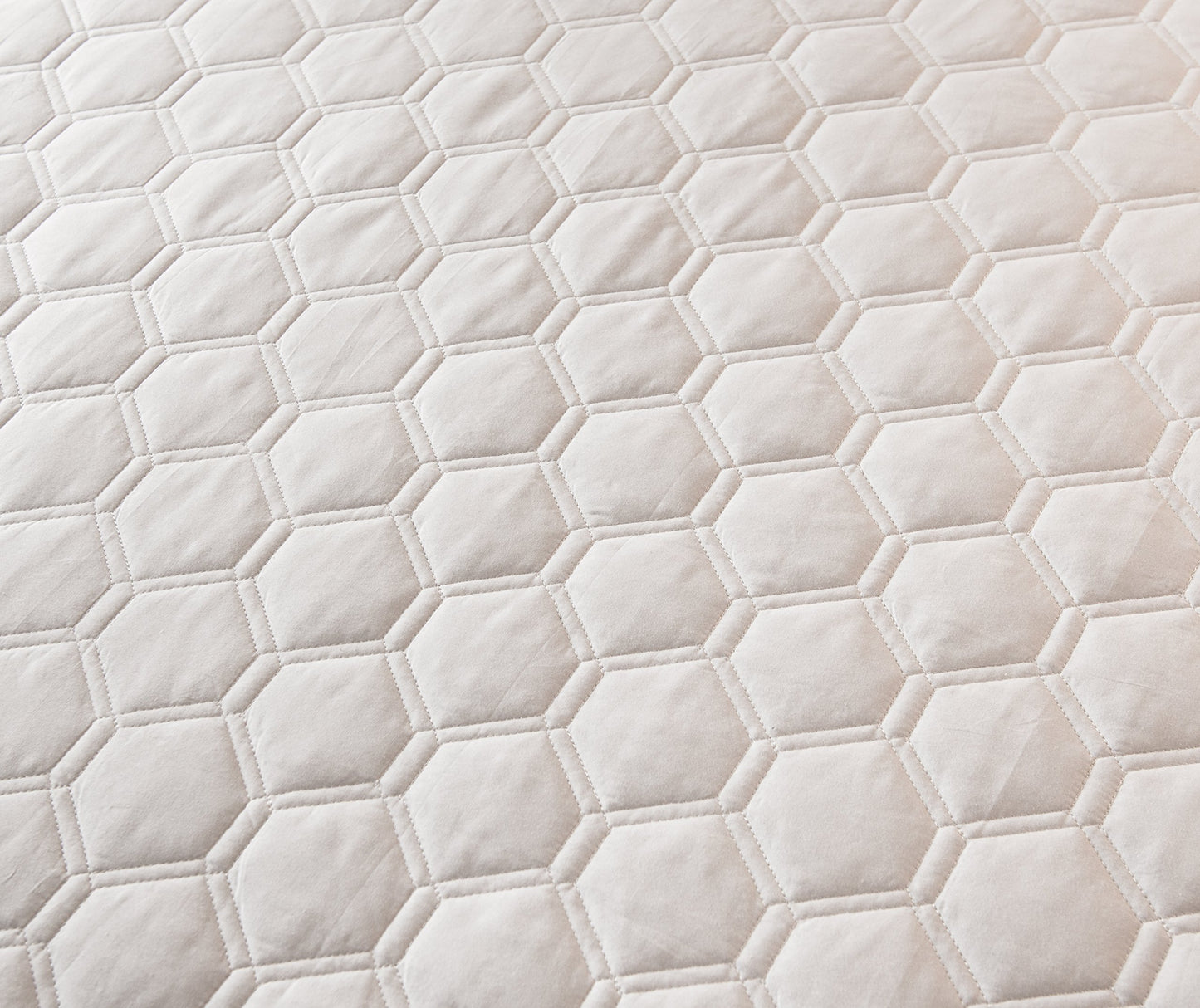 Hani Minna Premium Quilted Fitted Mattress Pad Protector Made with Natural Combed Cotton - Cooling and Breathable Mattress Topper (Queen)