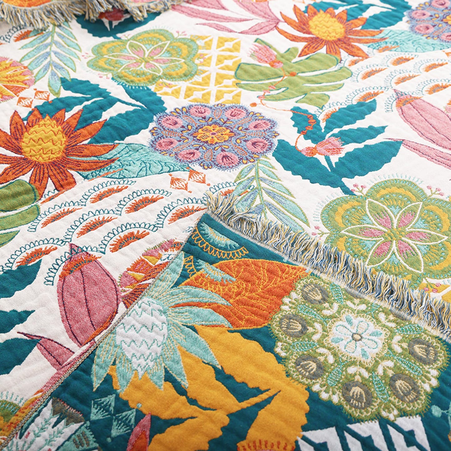 BRYALIX 100% Cotton Floral Throw Blanket, Muslin Lightweight Super Soft Quilt, All Season Decorative Reversible Jacquard Bedding with Fringe, Boho Tropical Floral Farmhouse Blanket, 60"x80"