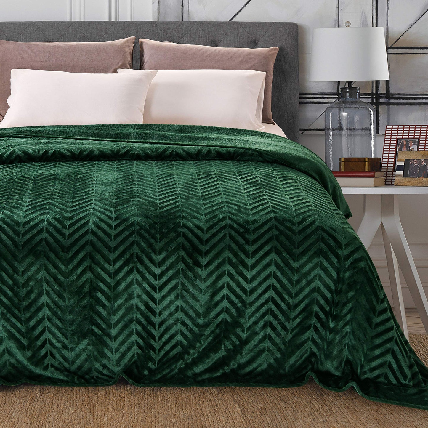 Whale Flotilla Flannel Fleece King Size Bed Blanket, Lightweight Breathable Soft Bedspread Plush Fluffy Coverlet Chevron Design Decorative Blanket for All Season, 90x104 Inch, Emerald Green