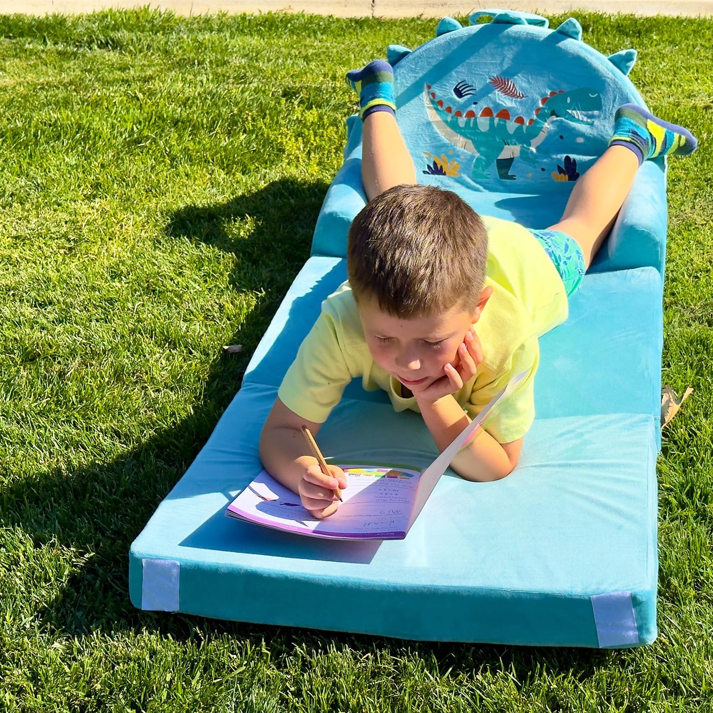 Dinosaur Kids Sofa Bed with Removable Washable Cover & Magic-Tape Backrest – Foldable Toddler Chair, Cozy Crystal Velvet Furniture for Playtime, Naps & Travel (Soft Ggreen, Dino Design)