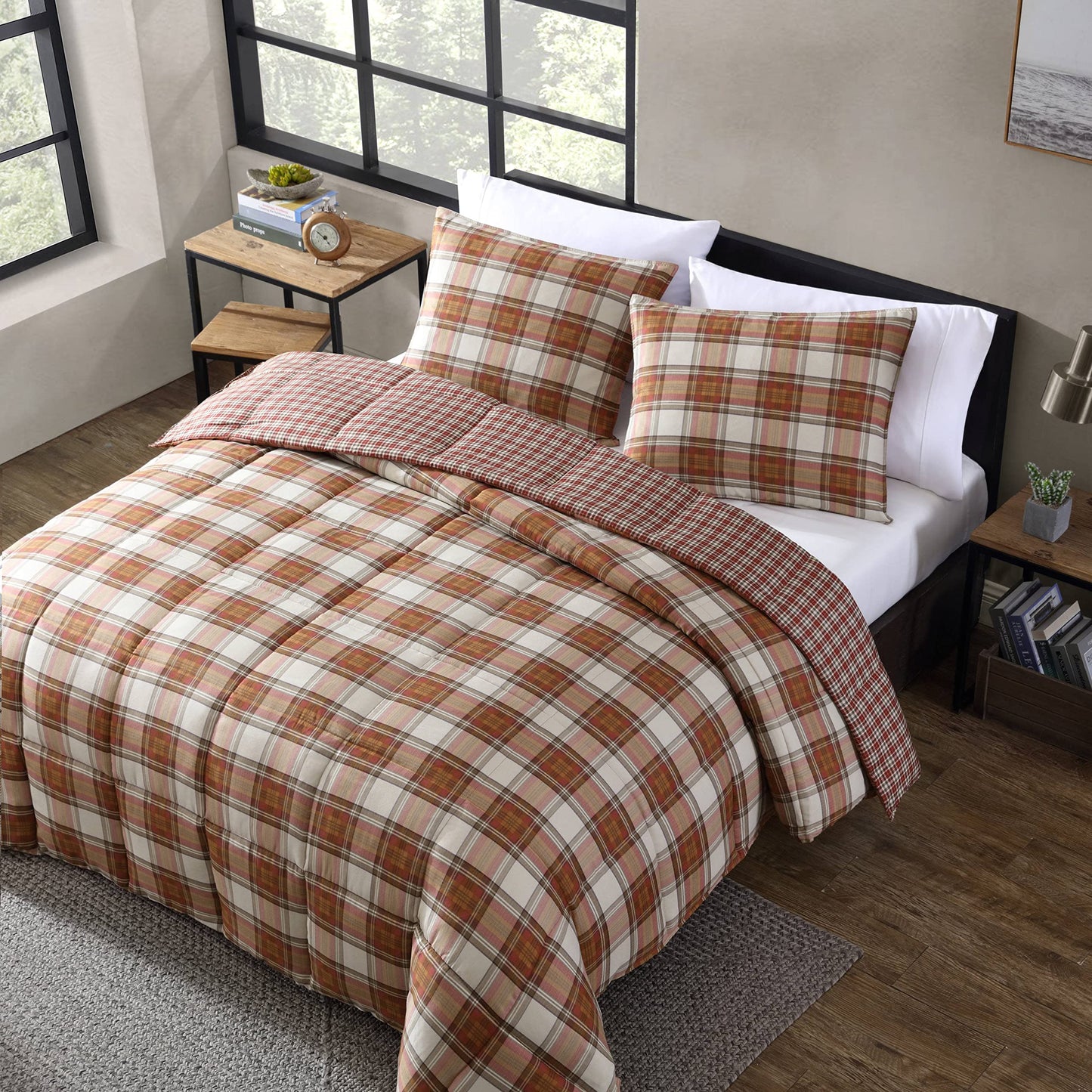 Eddie Bauer - Queen Comforter Set, Soft & Reversible Alt Down Bedding, Medium Weight for Year Round Comfort, 3 Piece Bed Set with Matching Shams (Edgewood Red)