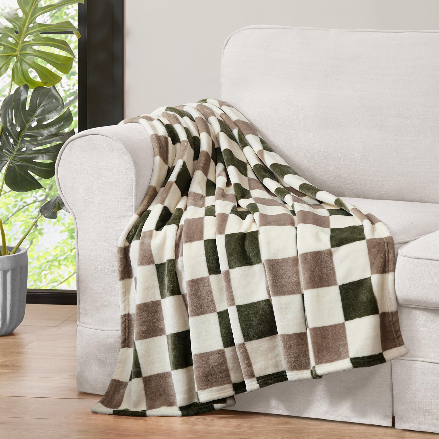 Jessica Simpson Plush 50"X70" Throw Blanket - Emery Checkerboard Olive/Grey - Luxurious Plush Blanket for Ultimate Comfort and Cozy Warmth