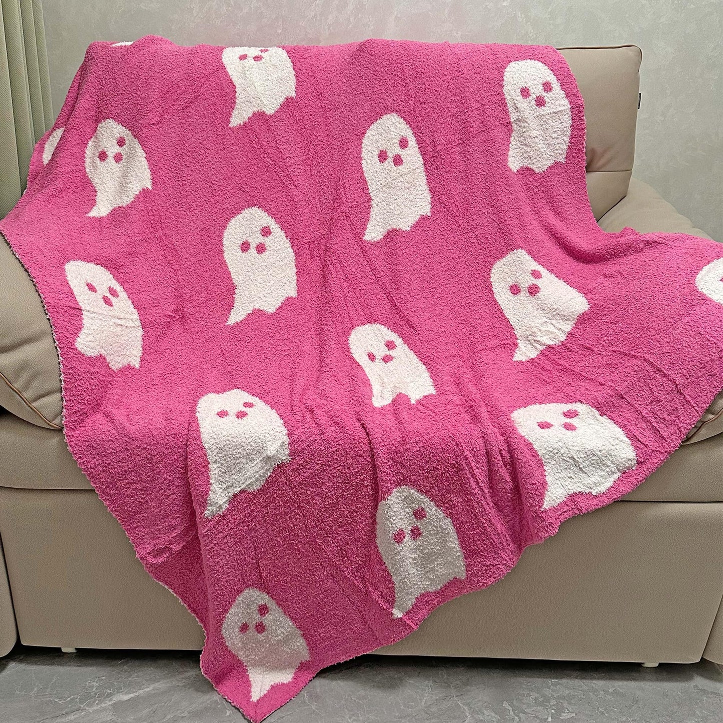 Soft Ghost Throw Blanket Cute Funny Spooky Blanket Blanket Plush Fuzzy Reversible Blankets for Bed Sofa Couch Livingroom Chair Car Travel, 51"x63", Dark Rose Red