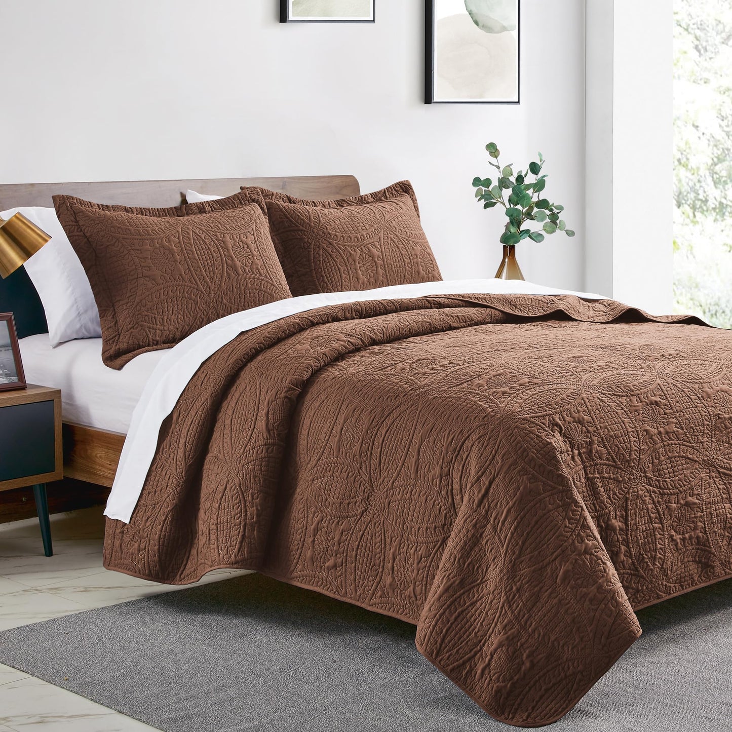 Love's cabin California King Size Quilt Bedding Set Brown Bedspreads - Cal King Lightweight Bedspread Comforter - Coin Pattern Coverlet for All Season - 3 Pieces (1 Quilt, 2 Pillow Shams)
