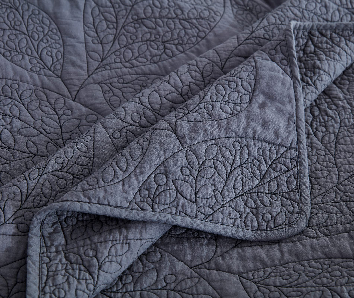 CHIXIN Botanical Cotton Quilt King Size - Leaf Pattern Real Stitching - Quilted Bedspread Coverlet Sets, Ultra Soft, Lightweight, Reversible, 3 Piece, Dark Grey