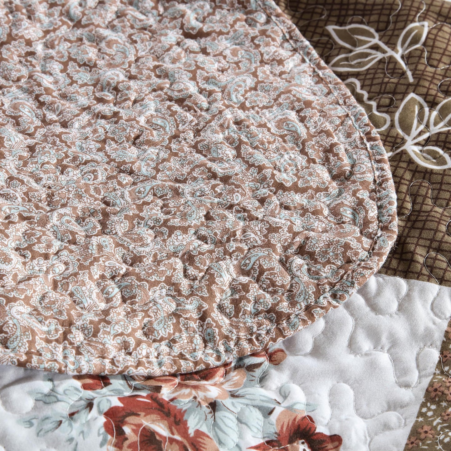Etwel Lightweight Patchwork Queen Size Quilt Set - Breathable Reversible Cotton Bedspread for Hot Sleepers, Farmhouse Floral Bedding Set with 2 Pillow Shams for All Season (90"x98", Brown Flower)