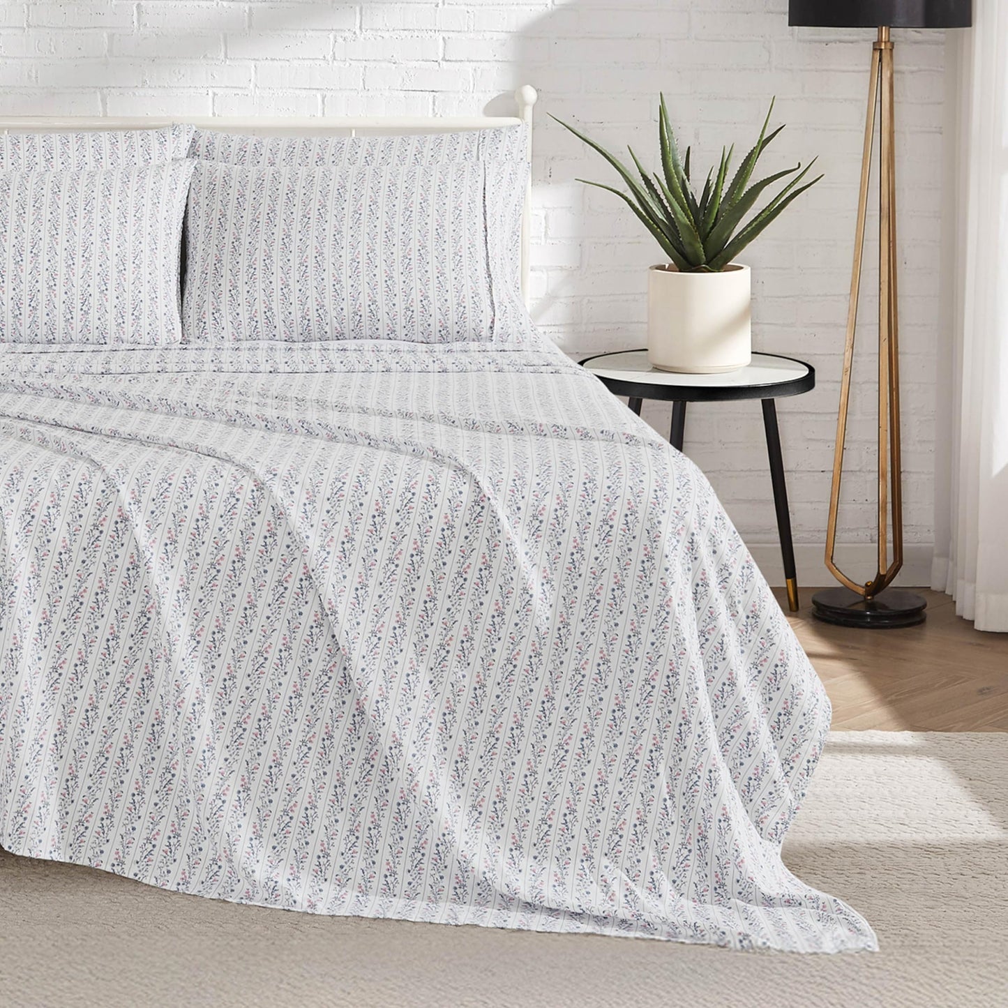 Lucky Brand Printed Microfiber 6-Piece Queen Sheet Set, Floral Stripes Blue