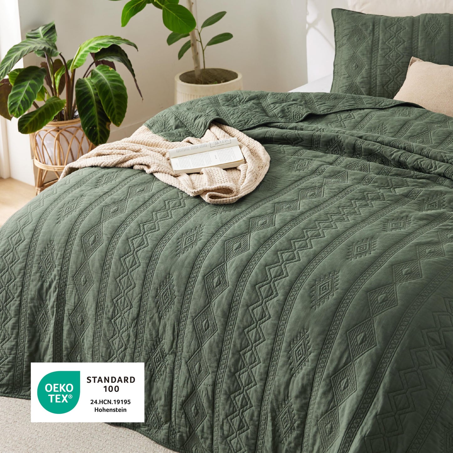 Bedsure 100% Cotton Quilt Set - Queen Size Bedspread, Lightweight Soft Bed Coverlet, PureWoven, 3-Piece Cozy Stitching Quilt Set with 2 Pillow Shams in Geometric Pattern, 90x96, Olive Green