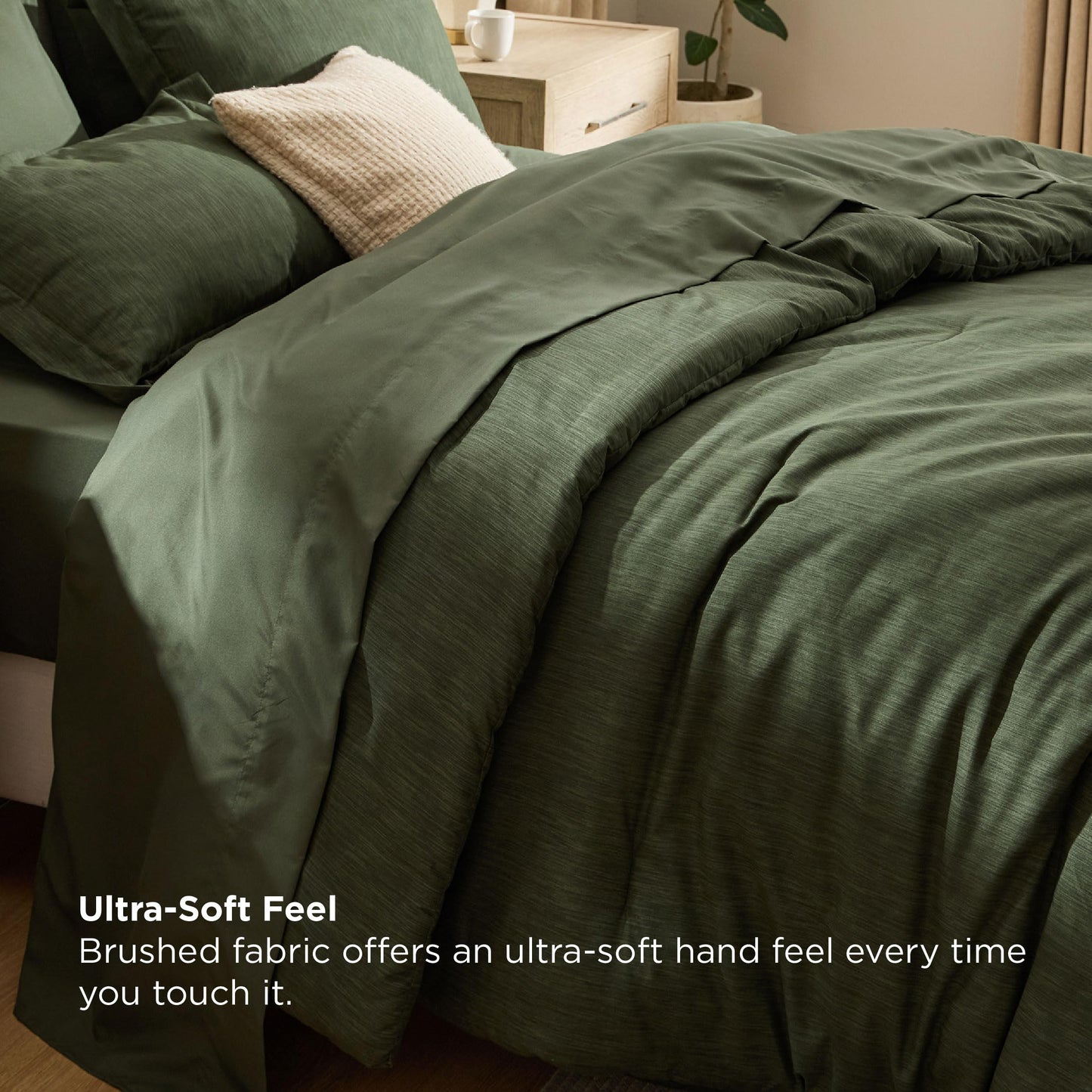 Bedsure Queen Comforter Set Dark Green - Bed in a Bag Queen Size Bedding 7 Pieces, Cationic Dyed Bed Set, Dark Green Soft Bedding for All Seasons Comforter with Sheets, Pillowcases & Shams