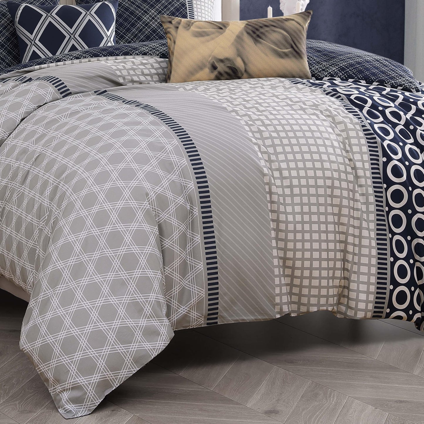 Bebejan Vertigeo 5 Piece Comforter Set, 100% Cotton Sateen, 220 Thread Count, Navy Blue, Geometric Reversible Bedding Comforter Set, 1 Comforter, 2 Shams & 2 Pillows (King/Cal King)