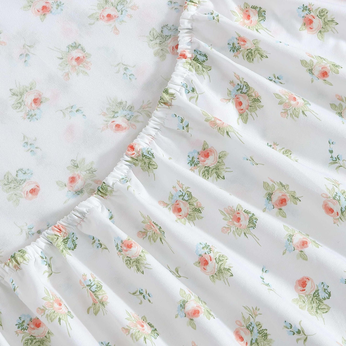 Laura Ashley – Twin Size Sheet Set, Crisp & Lightweight Cotton Percale Bedding with Fitted Sheet and Pillowcase, Floral Room Decor, Deep Pocket, College Dorm Room Essentials (Roseford White)