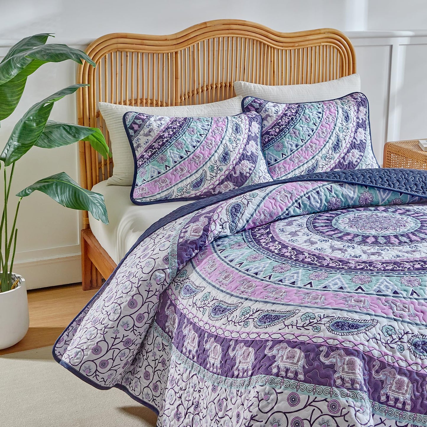 Boho Quilt Set Queen Size - Reversible Bohemian Quilt Bedding Set, 3 Pieces Colorful Lightweight Microfiber Bedspread Purple Elephant Paisley Circle Coverlet Set with 2 Pillow Shams for All Seasons