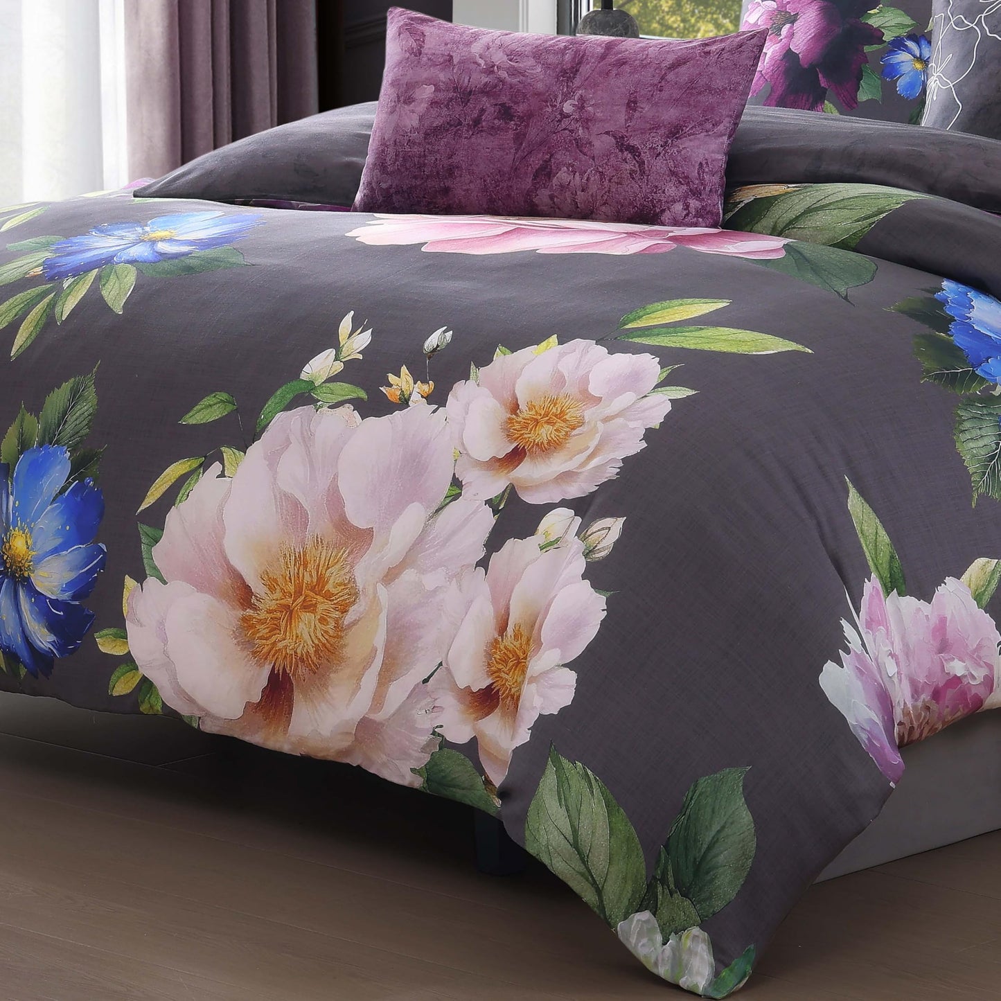 Bebejan Elegant Blossom 5 Piece Comforter Set, 100% Cotton Sateen, 200 Thread Count, Grey Reversible Bedding Comforter Set, 1 Comforter, 2 Shams & 2 Pillows (King/Cal King)