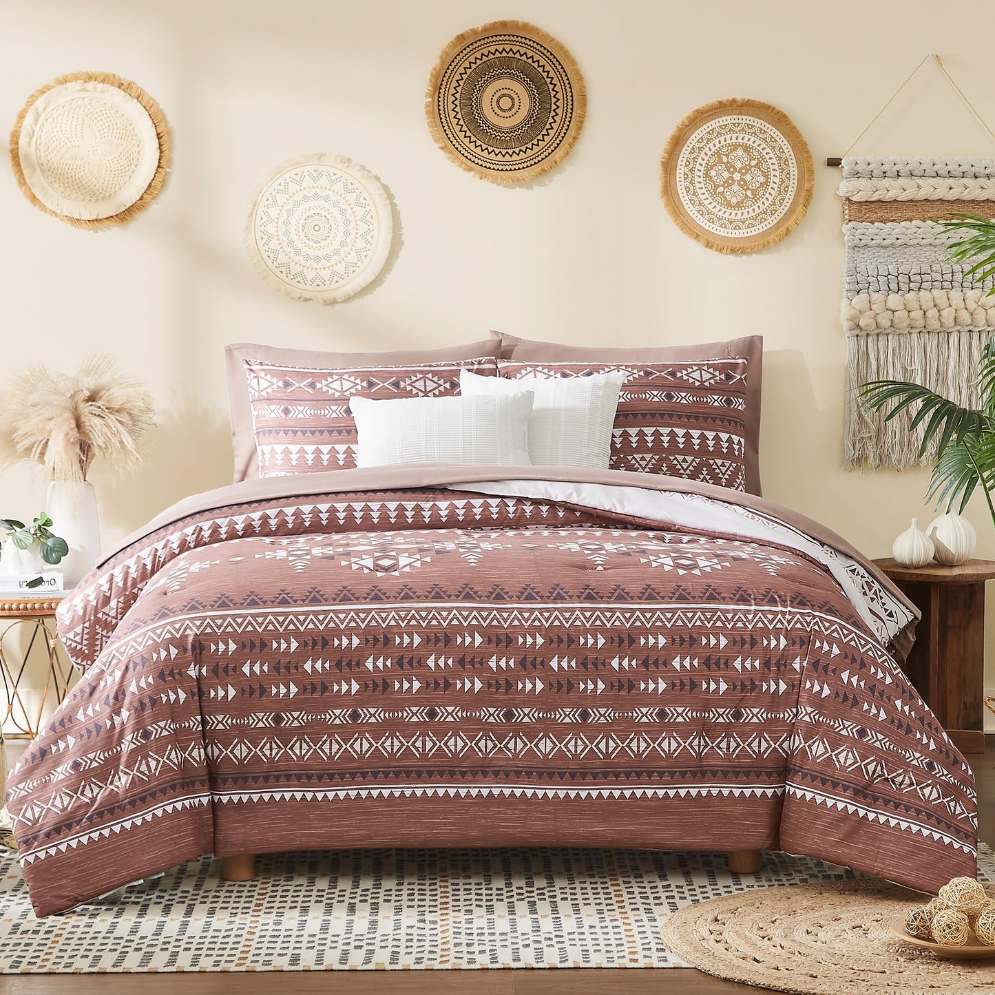 Geniospin King Size Comforter Set- 7 Pieces Boho Bed in a Bag, Western Bedding Set for All Seasons, Reversible Aztec Bedding, Lightweight Comforter Bed Set with Sheets, Pillowcases & Shams