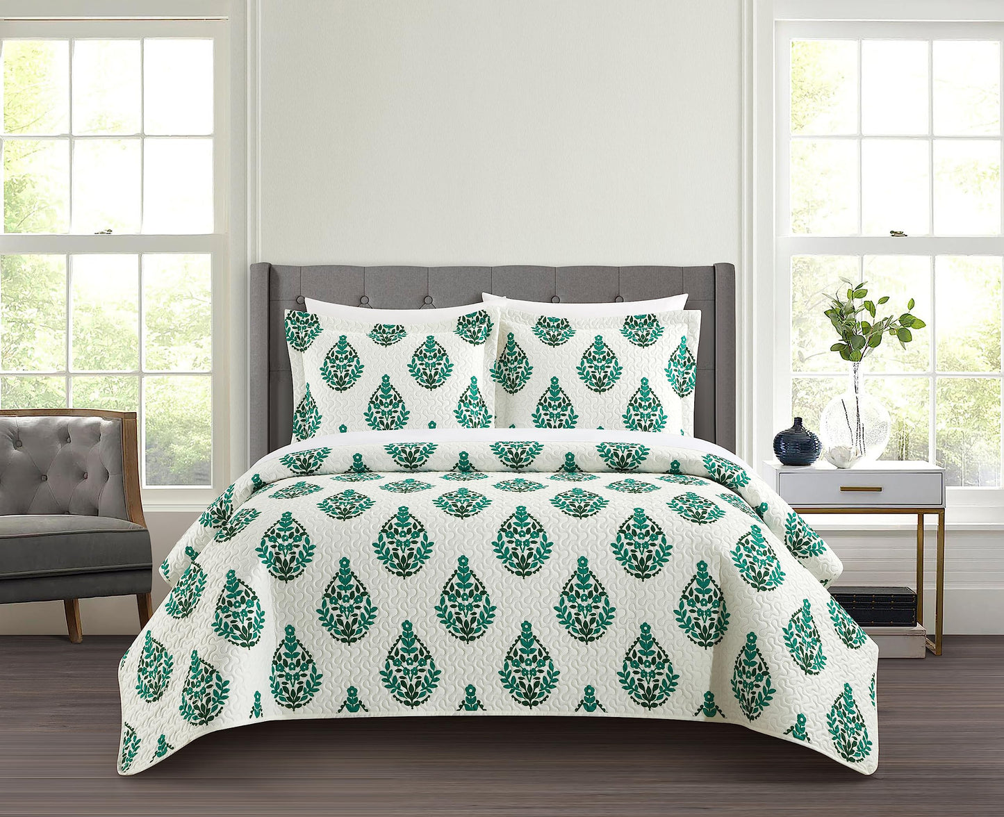 Chic Home Breana 3 Piece Quilt Set Floral Medallion Print Design Bedding - Pillow Shams Included, Queen, Green