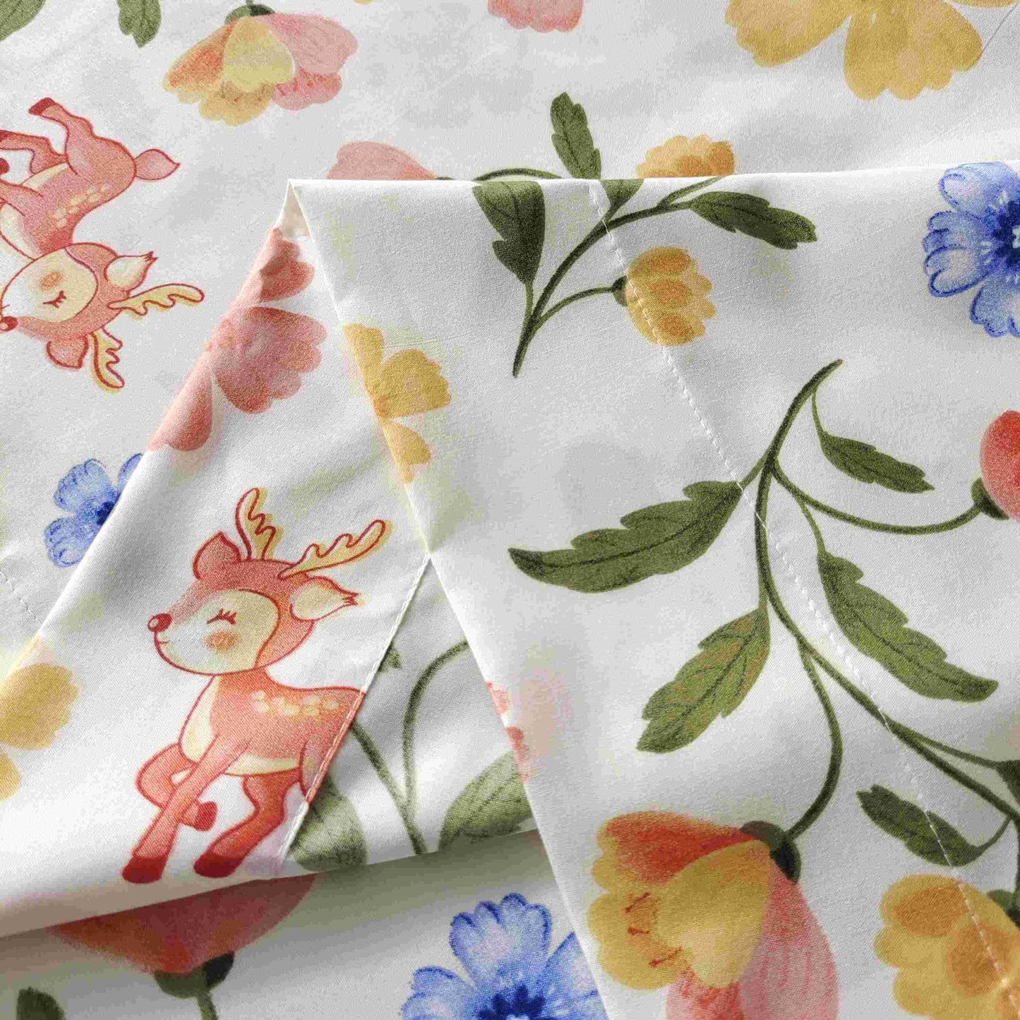 SDIII Reindeer and Floral Queen Fitted Sheet with 2 Pillowcases, Deep Pocket Soft Microfiber Fawn and Floral Sheet Queen Size All Season