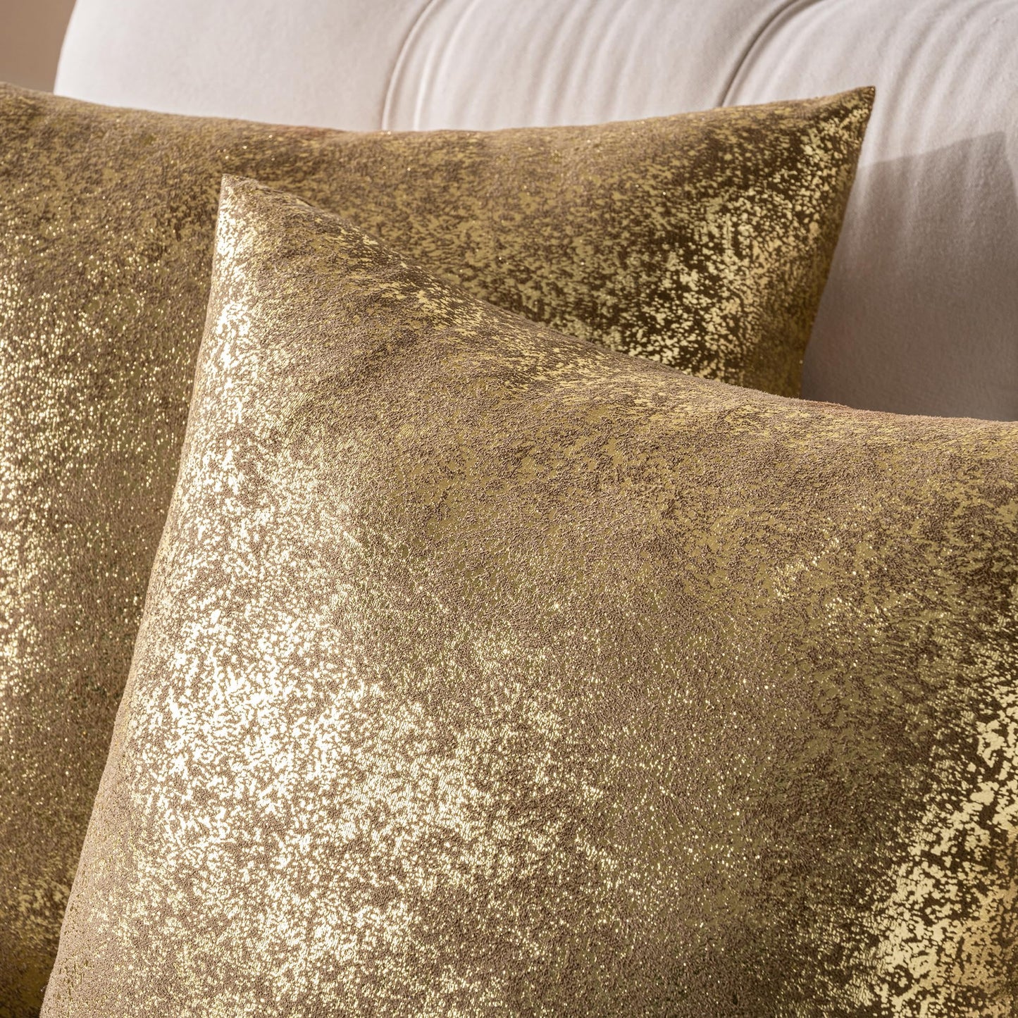 JELLYMONI Sparkling Decorative Pillow Covers Set of 2, Gold Glitter Throw Pillows Cover 20 x 20 Inch for Living Room Bed Sofa Couch, Morden Home Luxury Decor(20x20in,Gold Brown)
