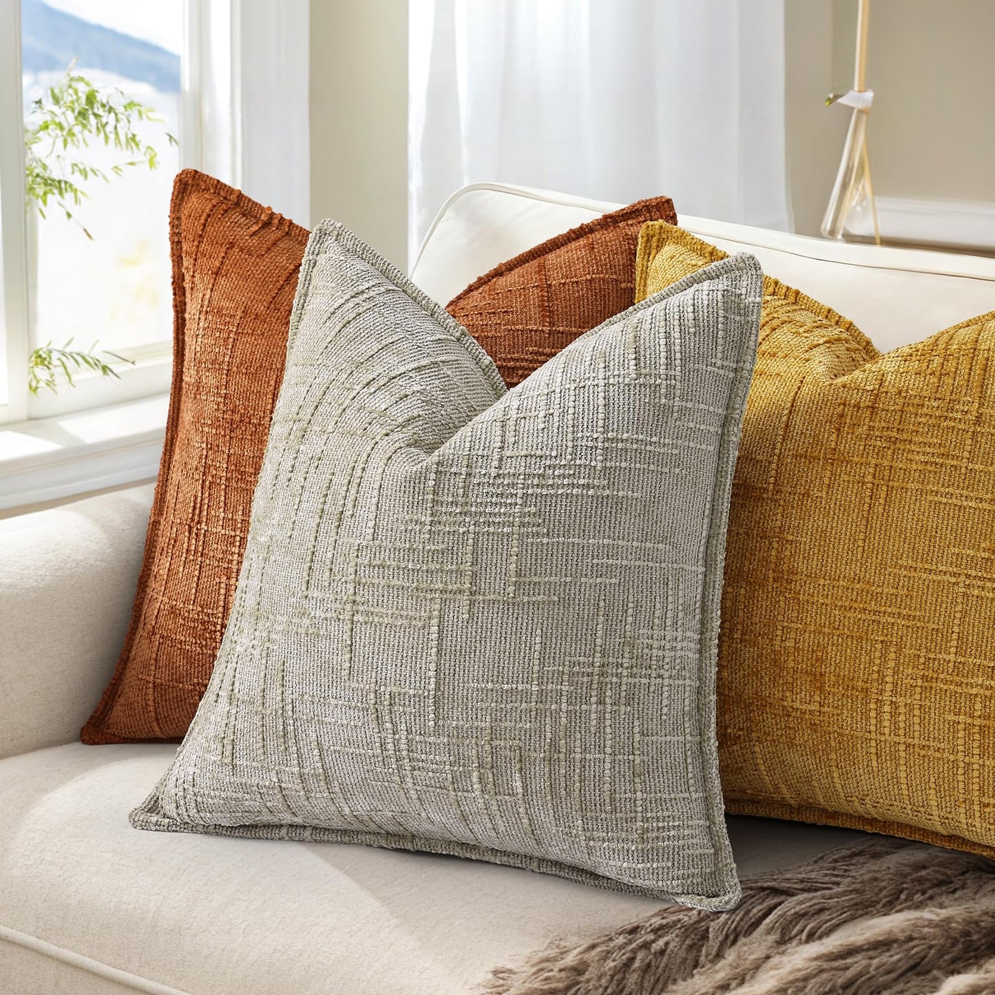 decorUhome Chenille Fall Throw Pillow Covers 20x20 Set of 2, Soft Textured Slubby Modern Decorative Pillow Covers with Elegant Design for Couch, Sofa, Living Room, Rust