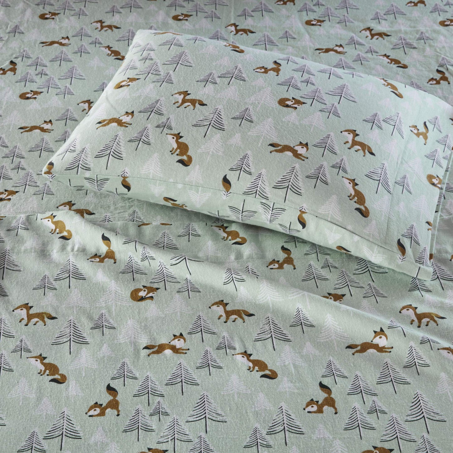 Intelligent Design Cozy Soft 100% Cotton Flannel Print Animals Stars Cute Warm, Ultra Soft Cold Weather Sheet Set Bedding, Full, Seafoam Foxes 4 Piece
