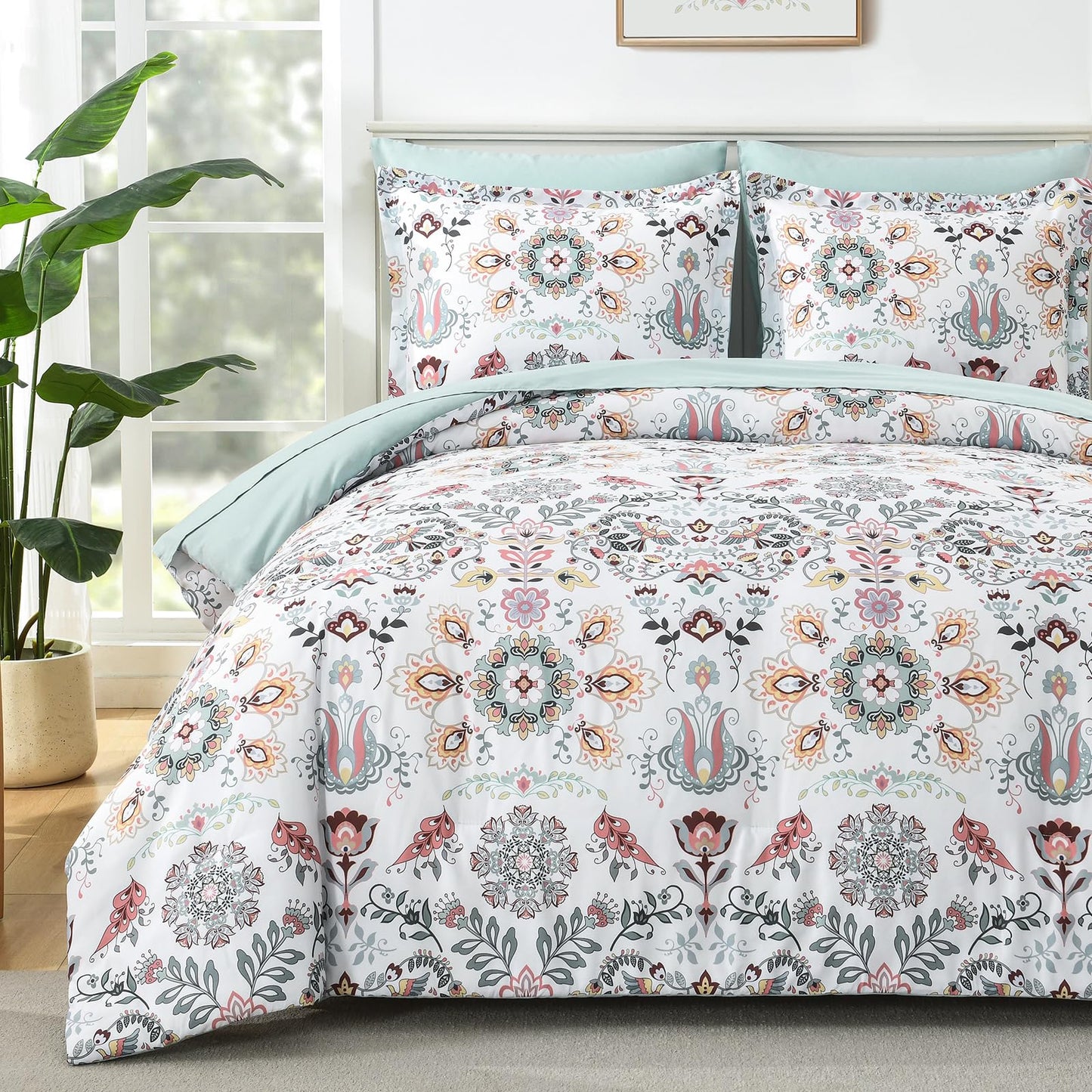 Boho Comforter Set Queen - 7 Pieces Bed in a Bag Floral Design, Bohemian Comforter Set with Sheets, Soft Microfiber Complete Bedding Sets All Season (Light Green, Queen)