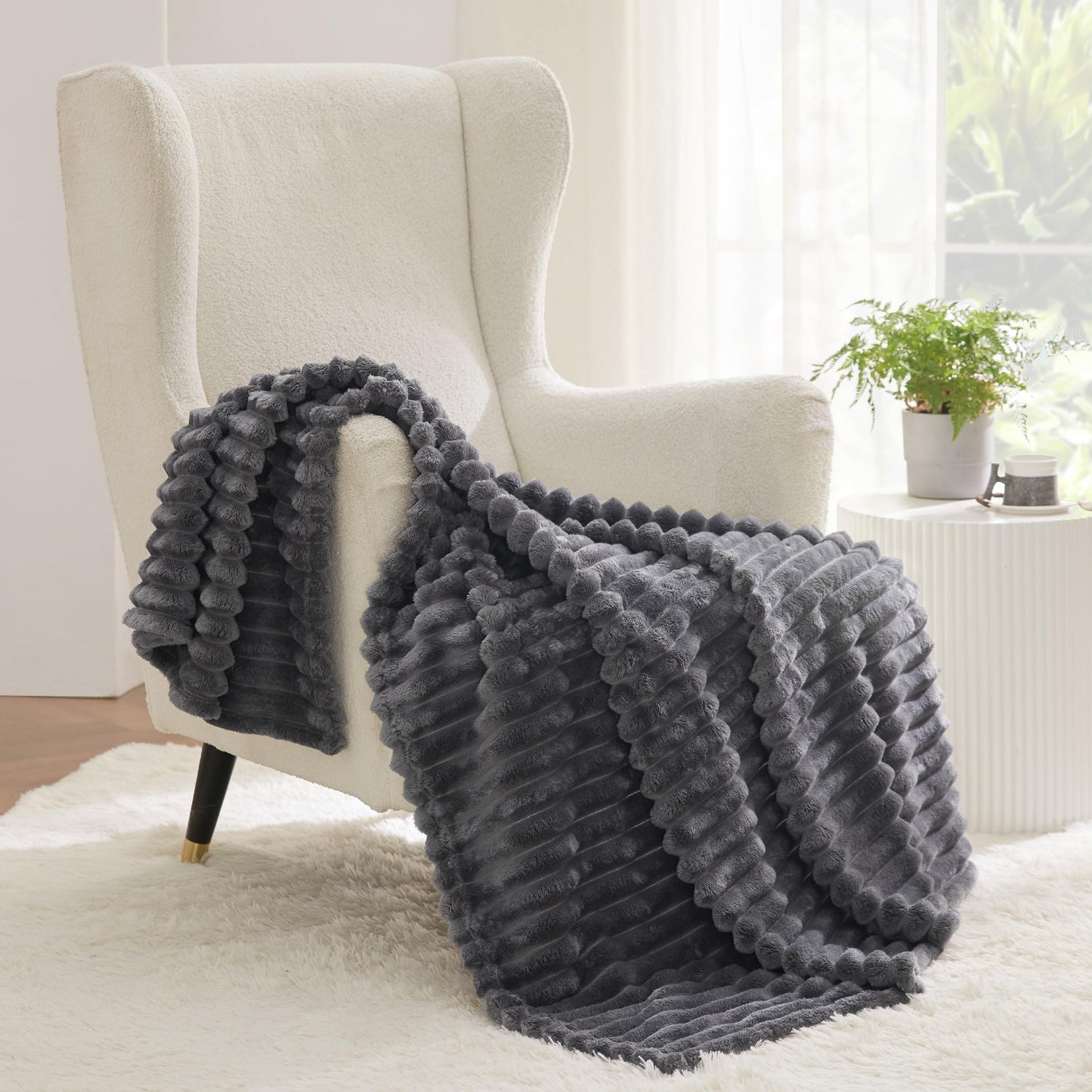 Bedsure Fleece Blanket Throw Size (Dark Grey & Beige)