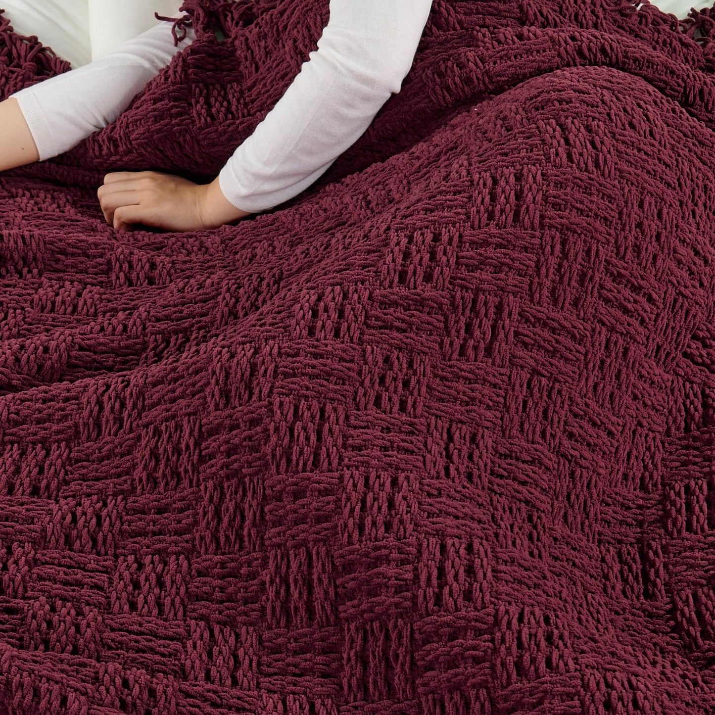 Home Soft Things Cable Knitted Throw Blankets 50'' x 60'', Burgundy, Soft Cozy Fluffy Decorative Throw with Tassels Couch Bed Sofa Cover Throw Blankets