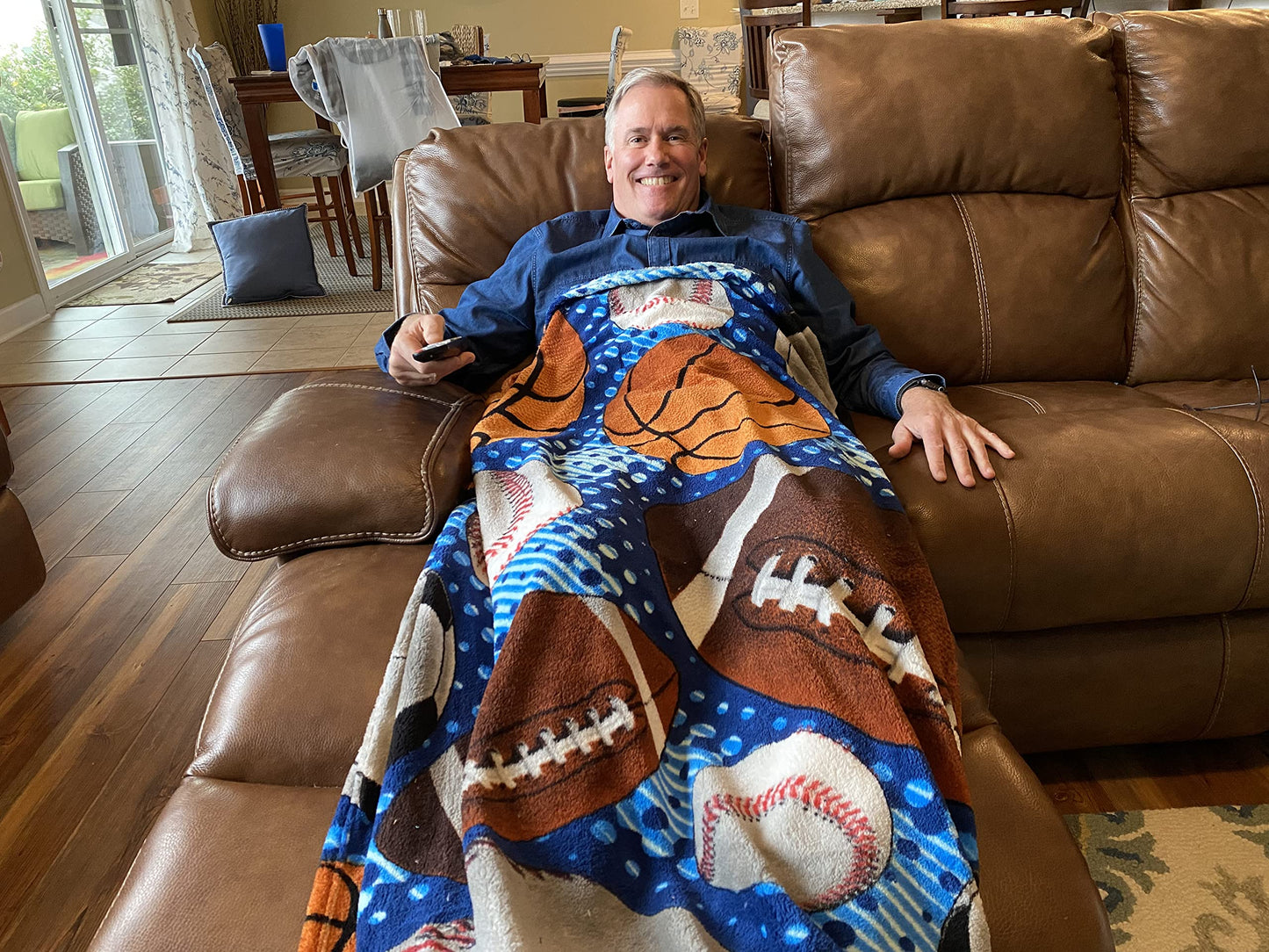 Dawhud Direct Sports Fleece Blanket for Bed, 50x60 Inches Sports Fan Fleece Throw Blanket for Adults and Kids - Soft Plush Blanket - Queen Size