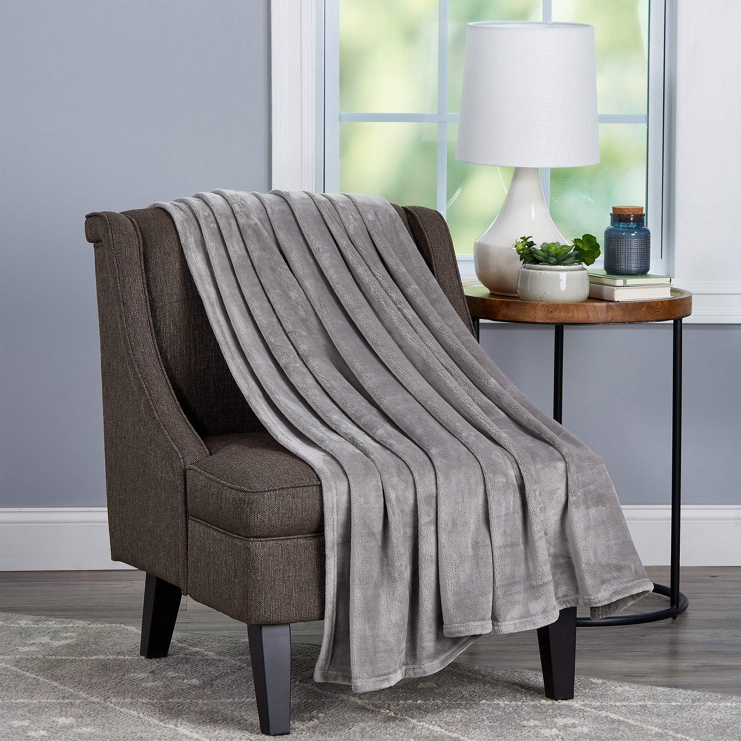 Lavish Home Velvet Throw – Oversized Microfiber Velvet Solid Polyester Throw Blanket – Breathable and Machine Washable in Stone Grey