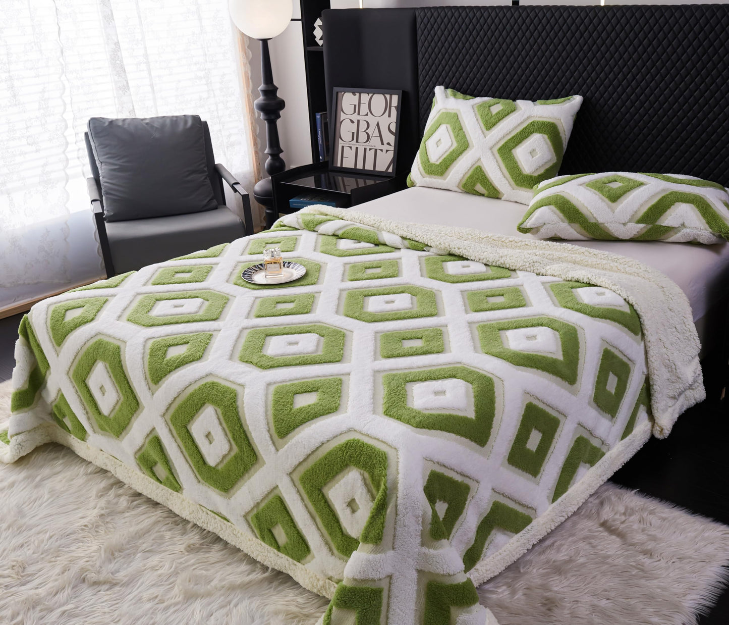 LEVINIS Large Bohemian Bed Blankets 80'' × 90'', Ultra Soft Aztec Bed Blanket for All Season, Cozy, Plush, Bohemian Throw Blanket for Couch/Sofa/Office/Camping, Green