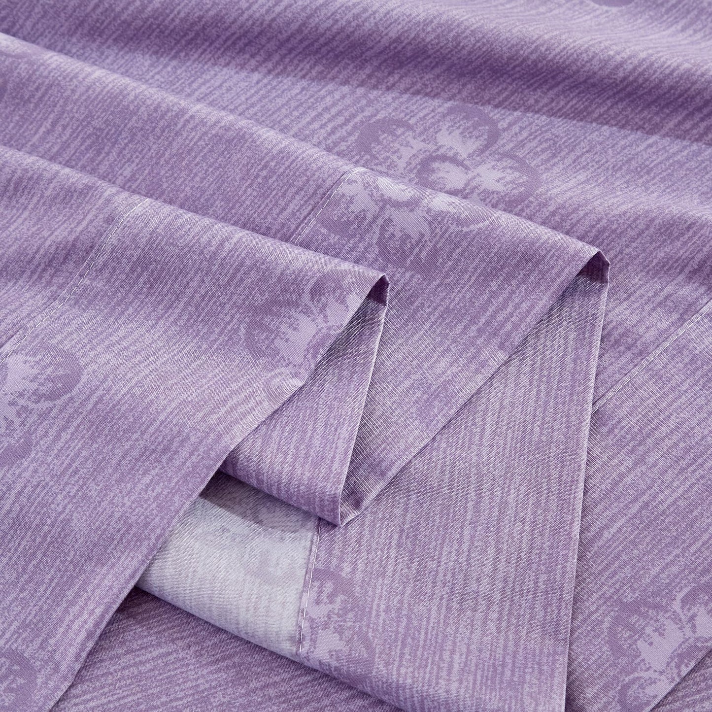 Purple Flower Bed in a Bag 7 Pieces Queen size Floral White Comforter Sheet Set Soft Microfiber Lightweight Summer Bed Set (1 Comforter 2 Pillow Shams 1 Flat Sheet 1 Fitted Sheet 2 Pillowcases)