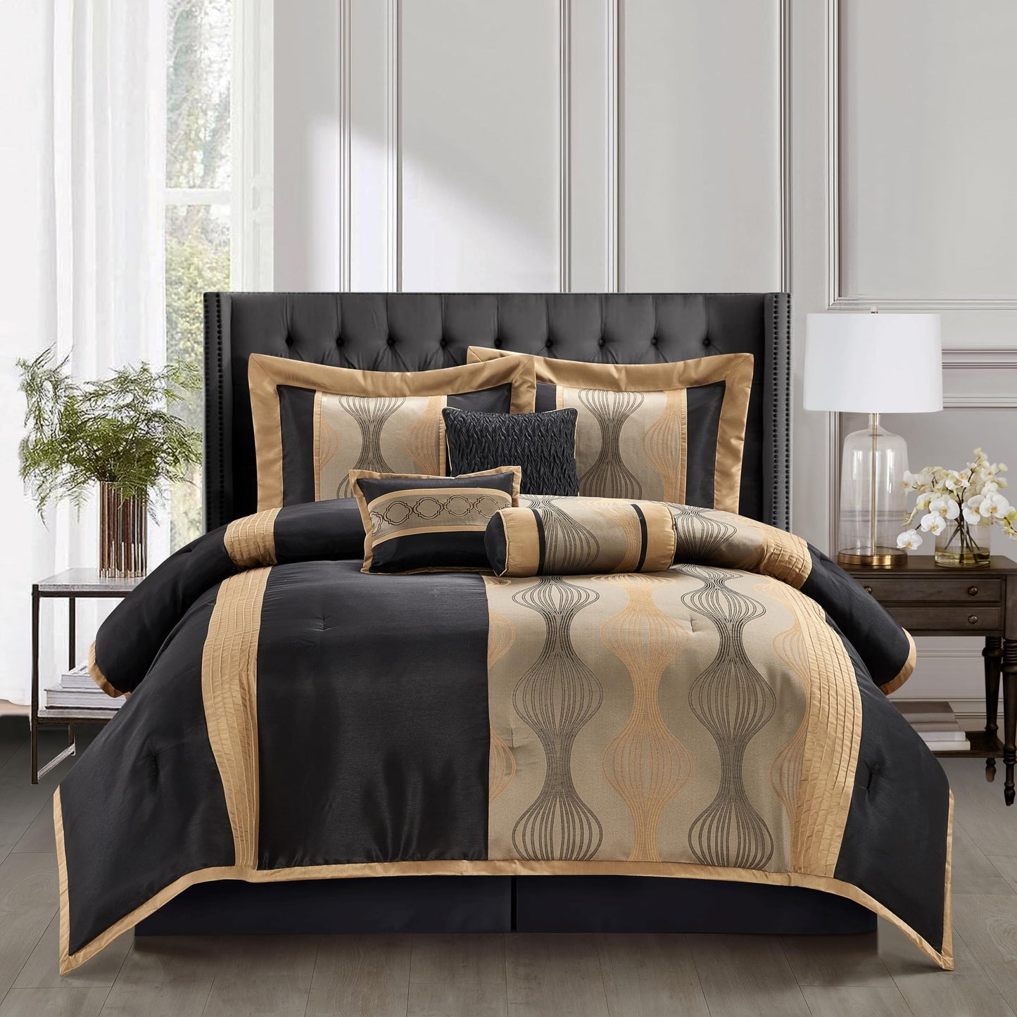 Stratford Park Black and Gold Comforter Set, 7 Pieces Jacquard Bedding Sets with Comforter, Bed Skirt, Pillows & Shams, Queen Size, Lightweight Microfiber, All Season Bedroom Home Décor