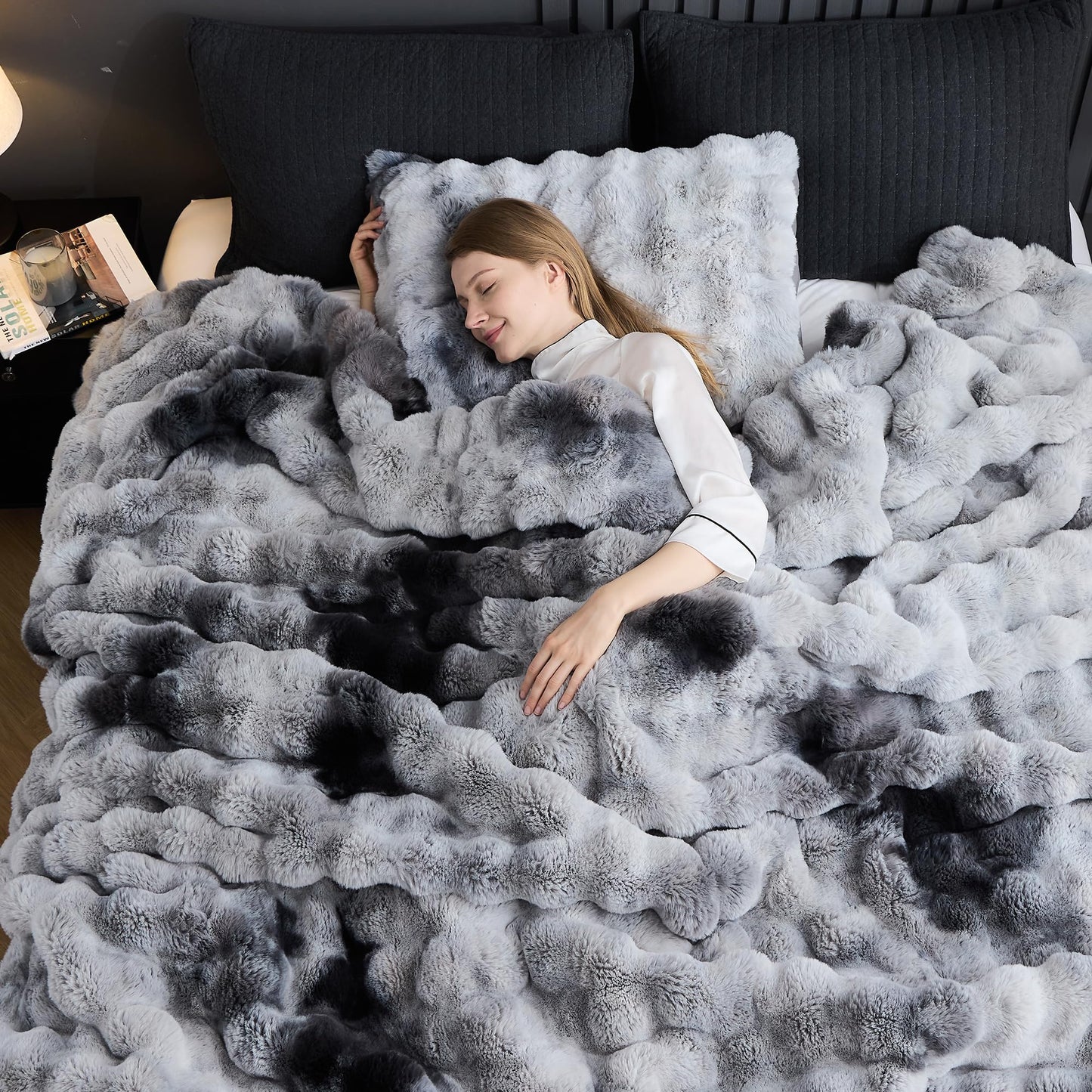 Wonderful 3 Pieces Fluffy Faux Rabbit Fur Bubble Comforter Set King Size, Tie-Dyeing Multiple Grey Plush Fuzzy Bedding Set, Warm Soft Bubble Comforter Bedding Set for Winter