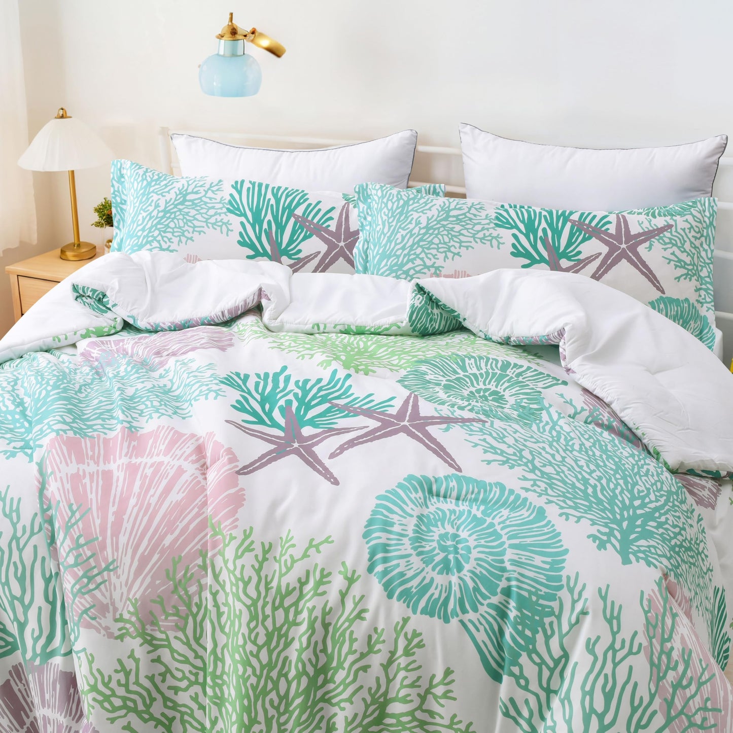 Tritard Coastal Comforter Set King Size 3 Piece, Soft Beach Themed Comforter, Ocean Nautical Lightweight Bedding Sets for All Seasons, (1 Reversible Comforter and 2 Pillow Shams), 104''x90'', C5