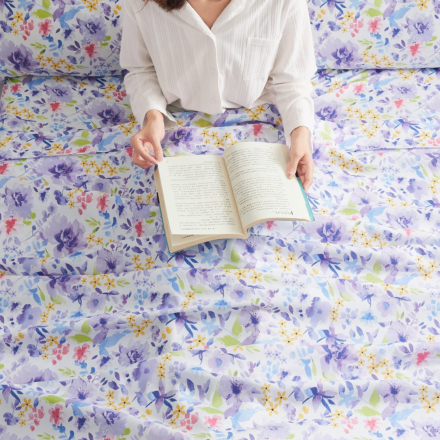 Mooreeke Floral Full Sheets, Soft Breathable Microfiber Vintage Printed Bed Sheet Set, Deep Pocket Non-Slip Fitted Sheet Included, Purple Flower Pattern