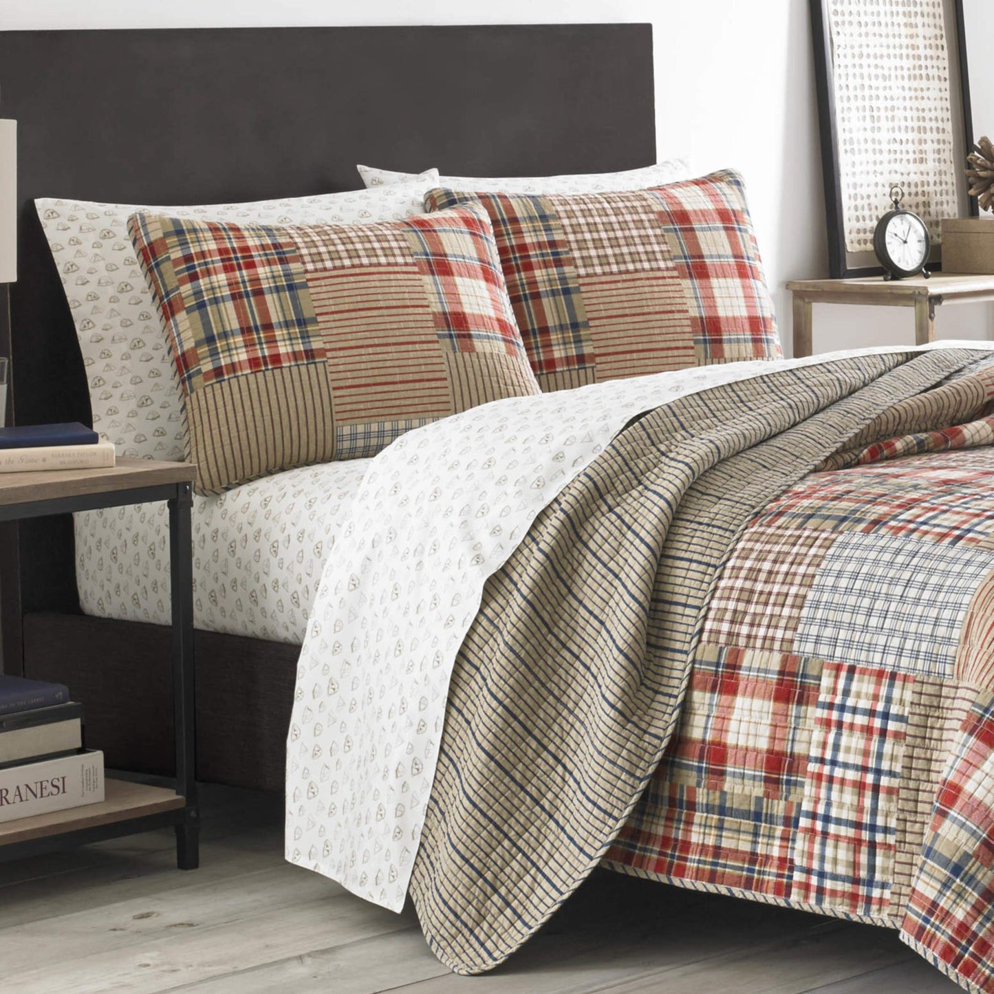 Eddie Bauer - Queen Quilt Set with Shams, Reversible Cotton Bedding, Lightweight All-Season, Pre-Washed, Hawthorne Brown