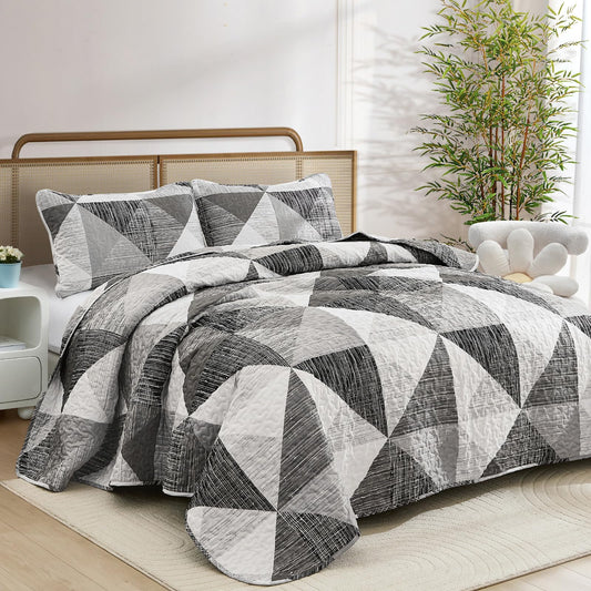 Dintszyayue Quilt Queen Size Grey, 3 Pieces Patchwork Bedspread Bedding for Queen Size Bed, Soft Lightweight Microfiber Geometric Coverlet Set for All Season Quilt with 2 Pillowcases