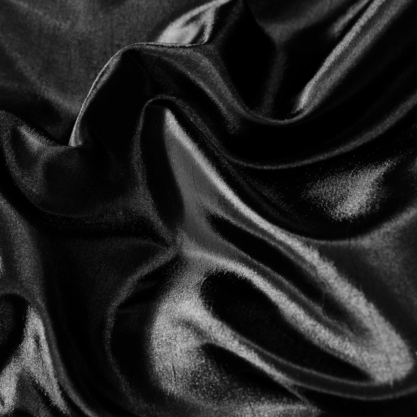 HIG 7 Piece Bed in A Bag Comforter Set Queen - Black and Gold Faux Silk Fabric Embroidered - Breathable and Wrinkle Resistant -1 Comforter, 2 Shams, 3 Decorative Pillows, 1 Bedskirt