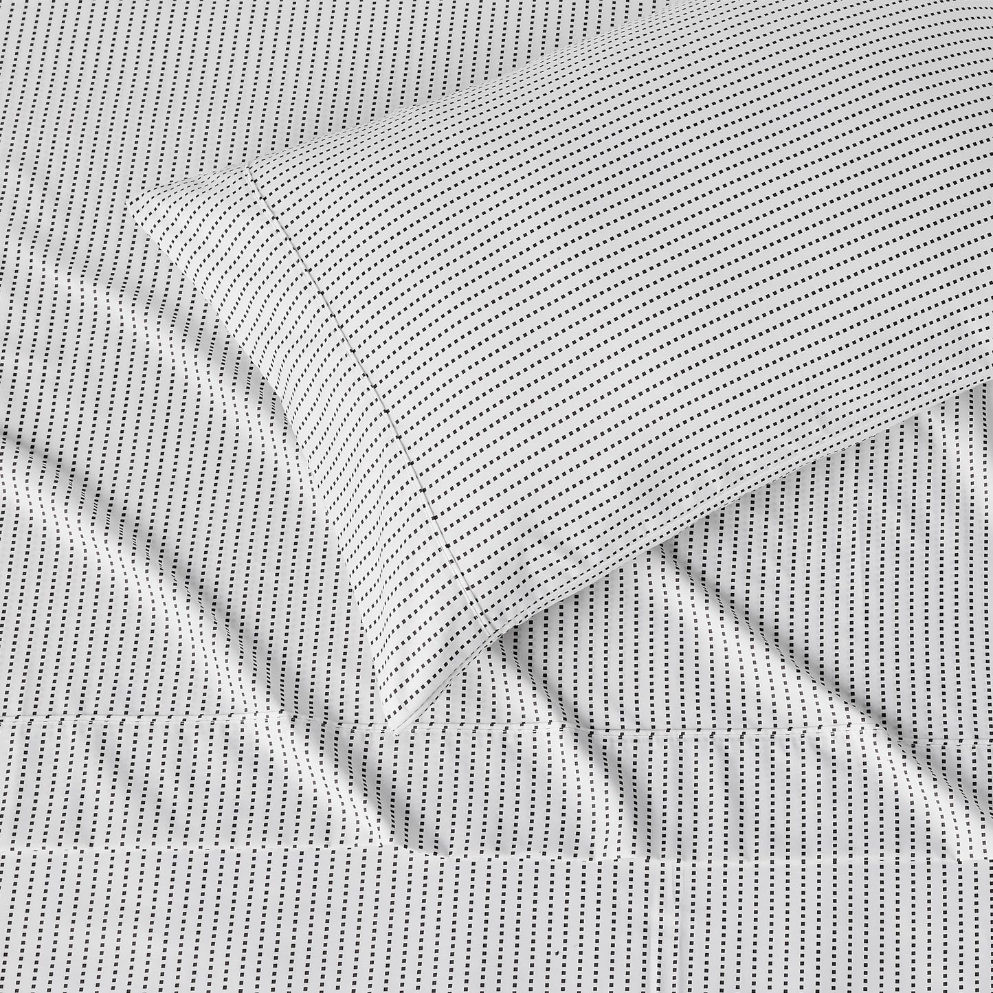 Amazon Basics Lightweight Super Soft Easy Care Wrinkle Free Microfiber 3-Piece Bed Sheet Set with 14-Inch Deep Pockets, Twin, Plum, Solid