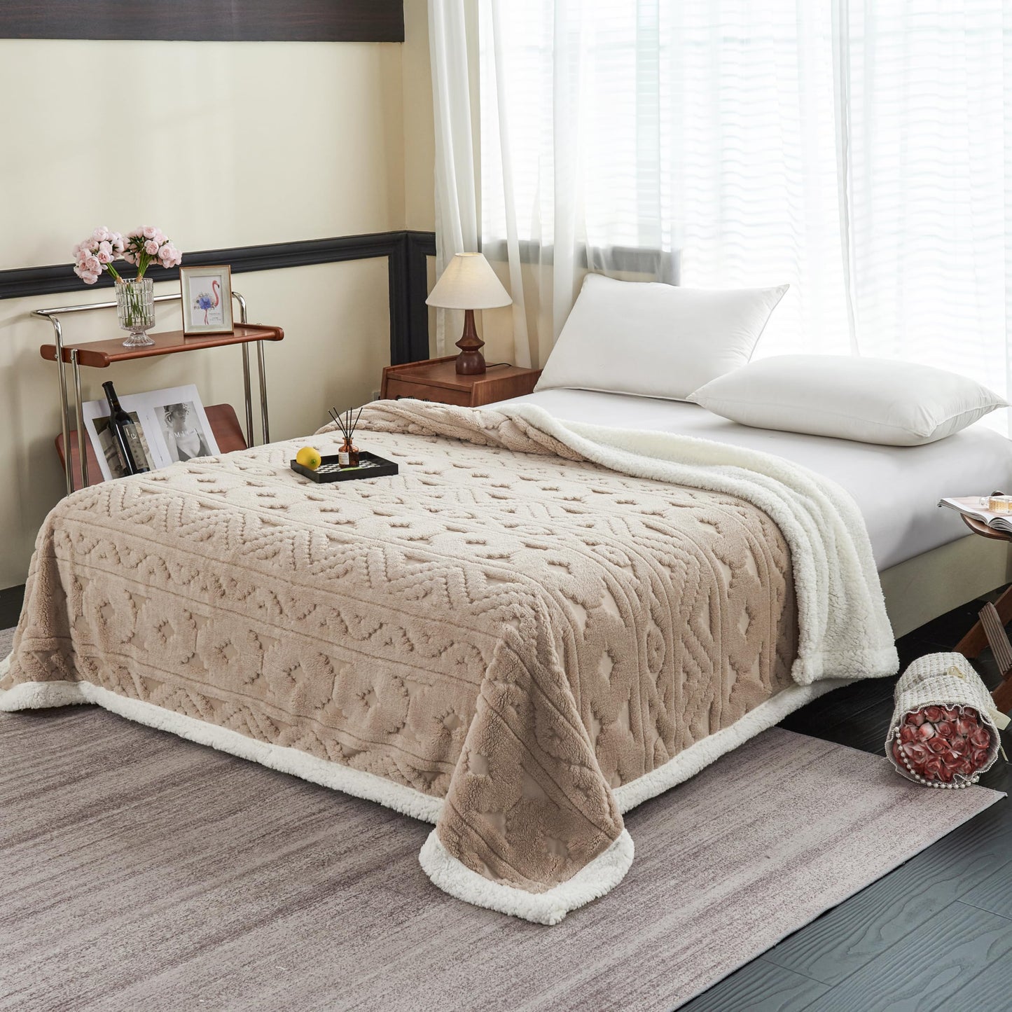 LEVINIS Large Bohemian Bed Blankets 80'' × 90'', Ultra Soft Aztec Blankets for All Season, Cozy Plush Bohemian Throw Blanket for Bed/Couch/Sofa/Office/Camping, Camel