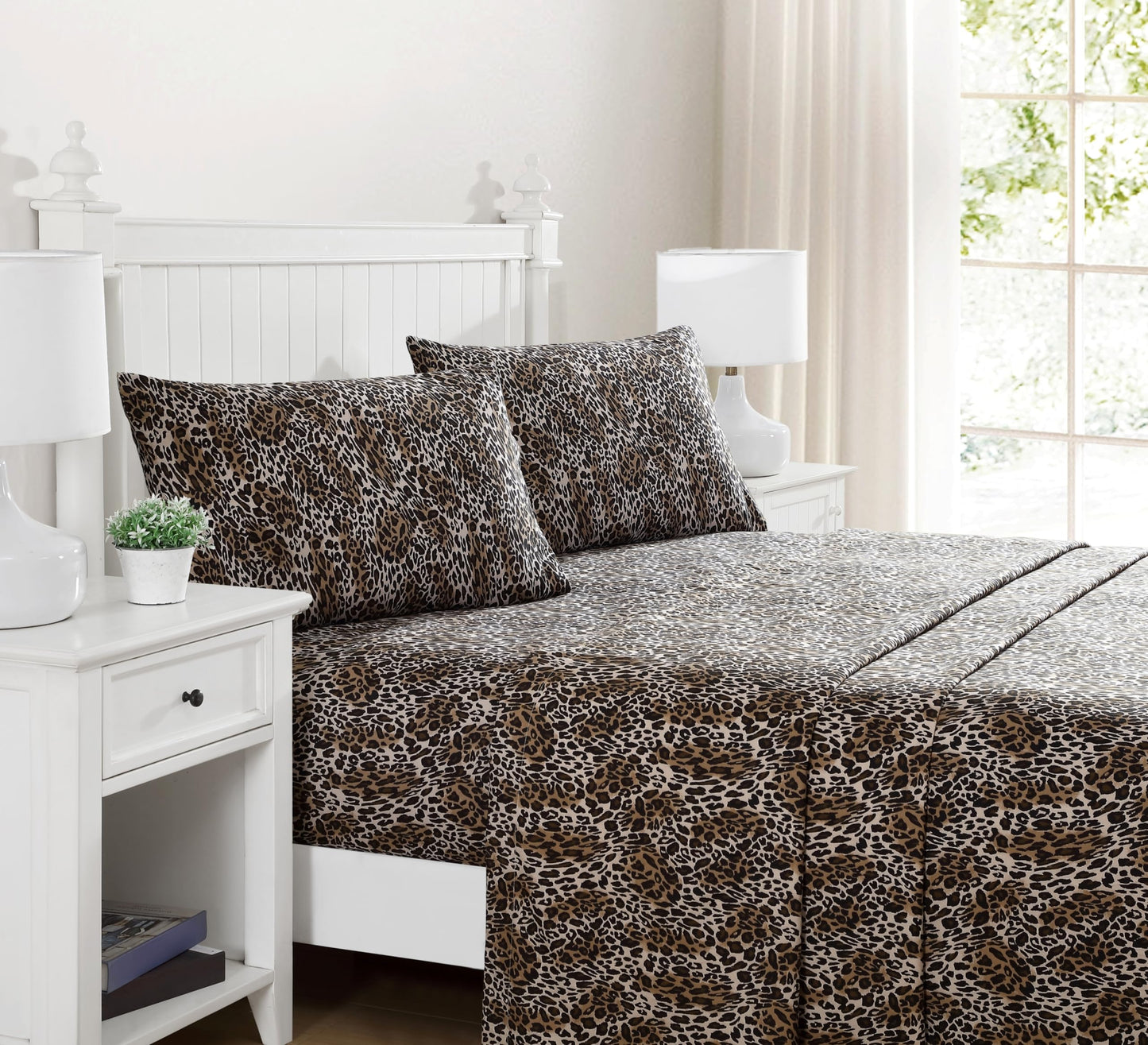 Beatrice Home Fashions Printed Microfiber Sheet Set, Soft Comfortable Easy Care, Includes 1 Fitted Sheet with 12" Deep Pockets, 1 Flat Sheet, Pillowcase, Full, Zara Leopard