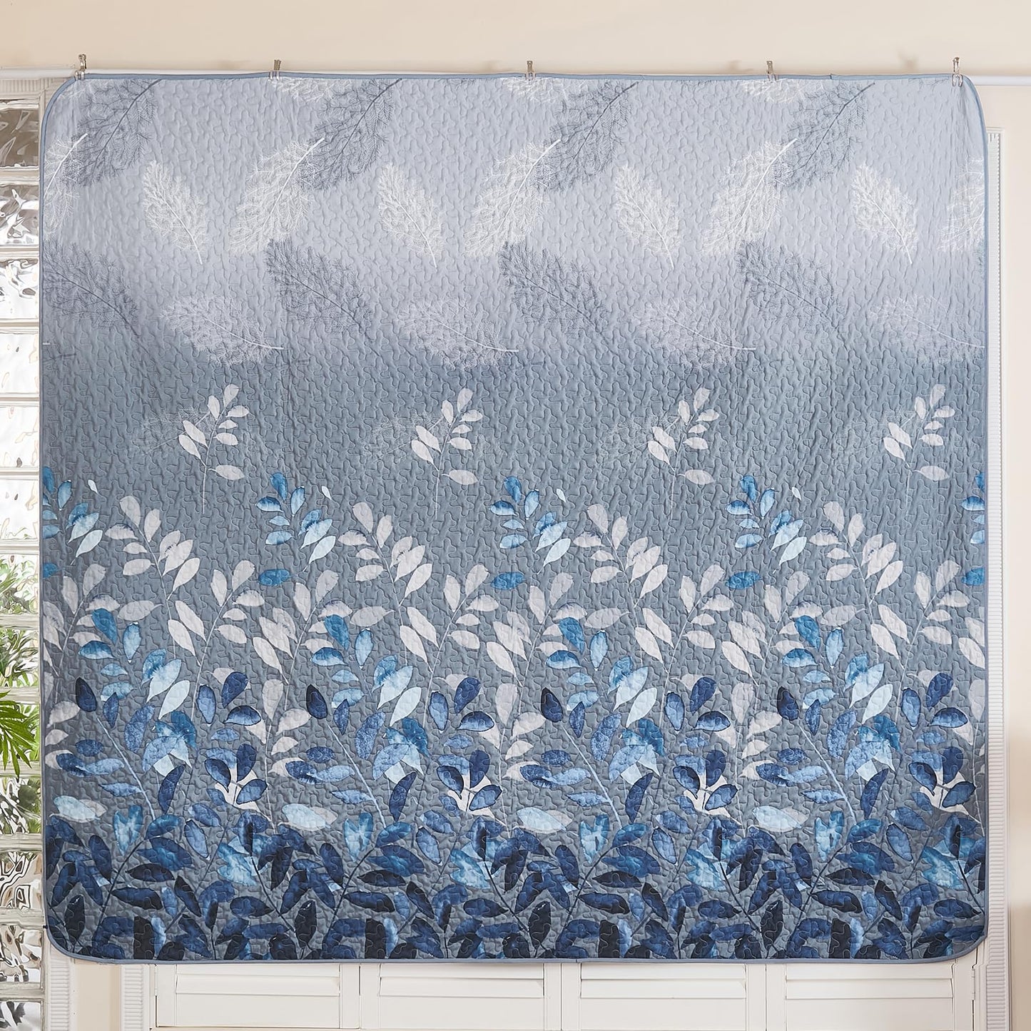 WONGS BEDDING Blue Quilt Set Queen Size,3 Pieces Navy Blue Floral Bedspread Coverlet Set,Soft Microfiber Lightweight Grayish Blue Gradient Floral Bedding Set Queen 96"x90"
