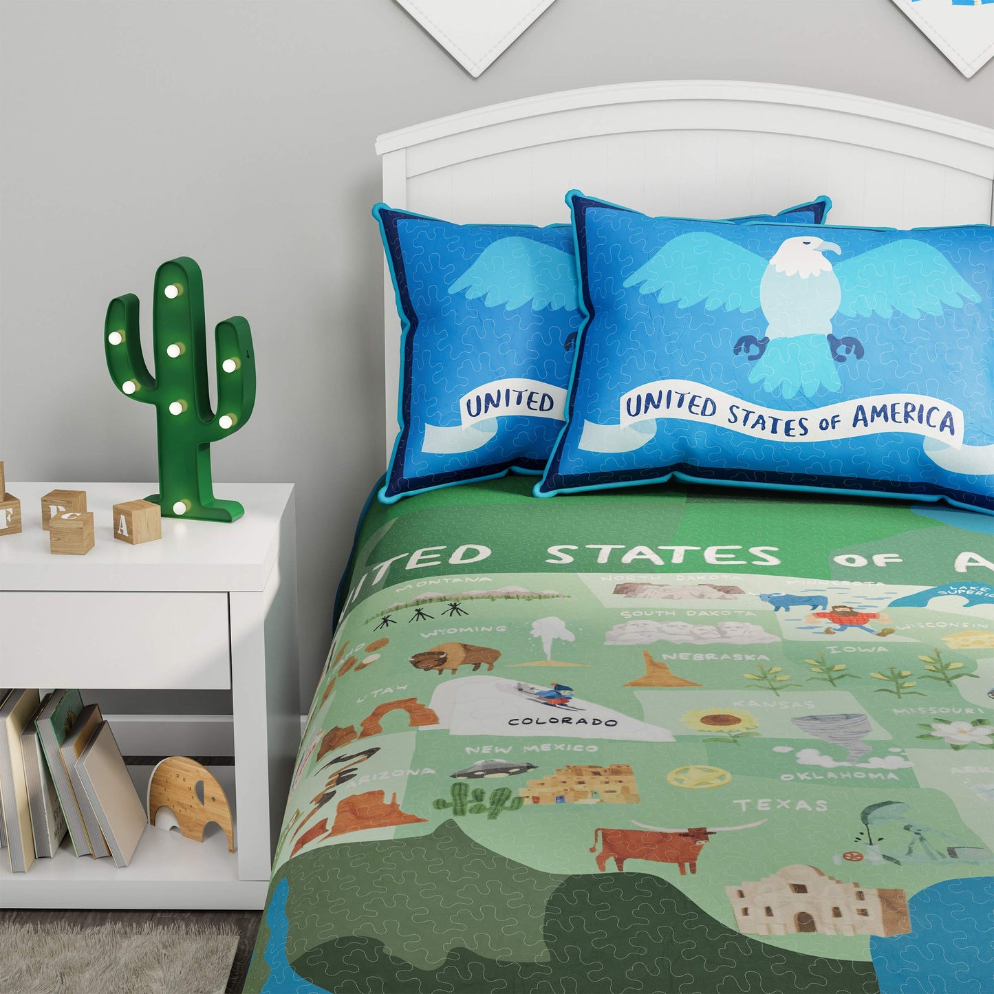 United States 3 Piece Quilt Set- Twin XL Bedding & 2 Pillow Shams-Hypoallergenic Microfiber-Landmarks & Icons of the 50 States & American Eagle by LHC