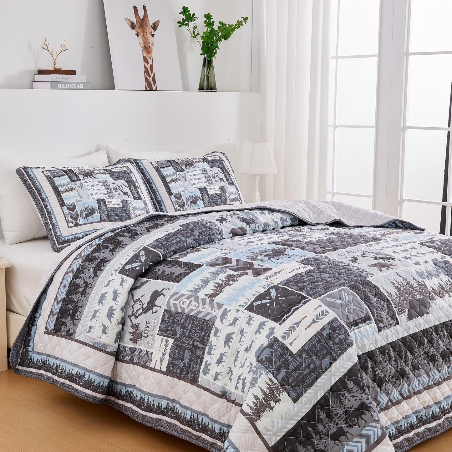 Market & Place Rustic Quilts Full/Queen Size | 3-Piece Cabin Comforter Set with Shams | Reversible Lodge Wildlife Bedding for All Season | Denali Collection (Full/Queen, Wildlife Woods)