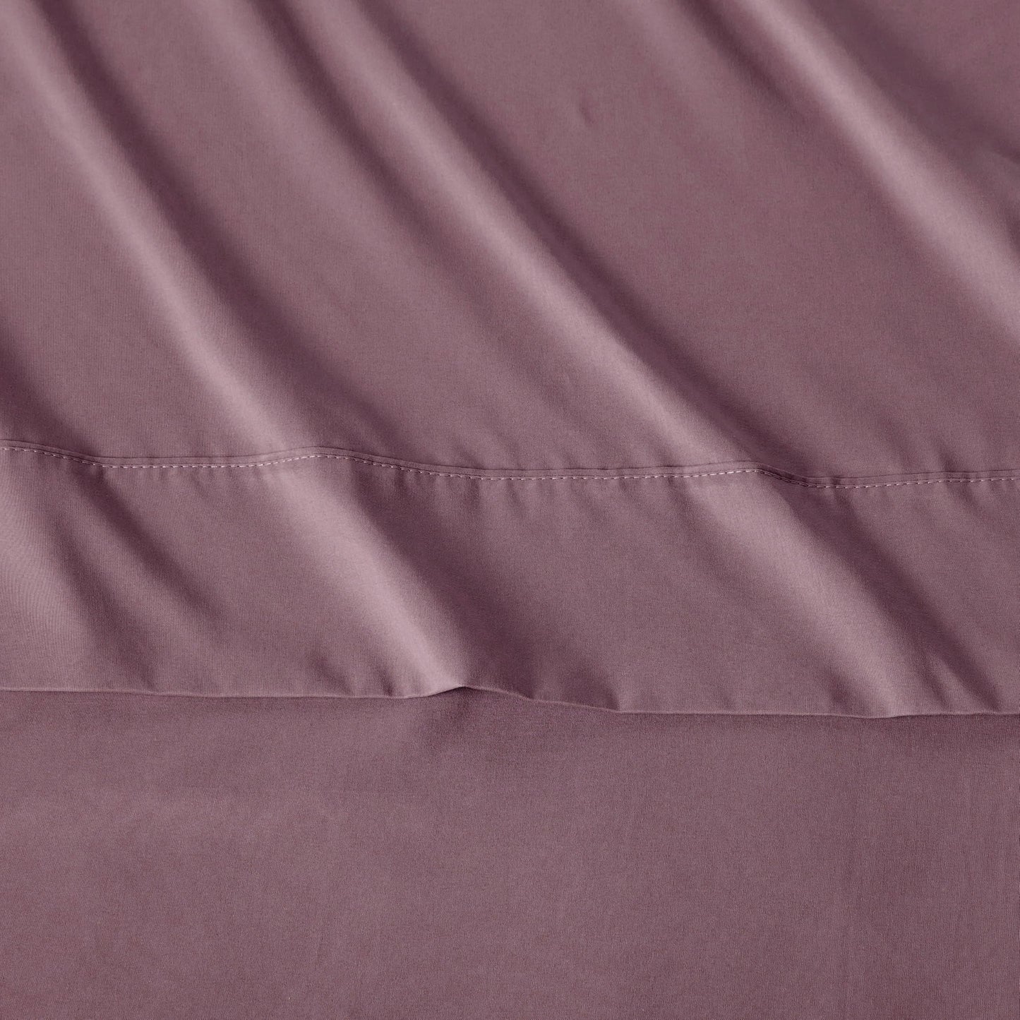 Amazon Basics Lightweight Super Soft Breathable Wrinkle-Free Microfiber 3-Piece Bed Sheet Set, Twin XL, Rose, Solid