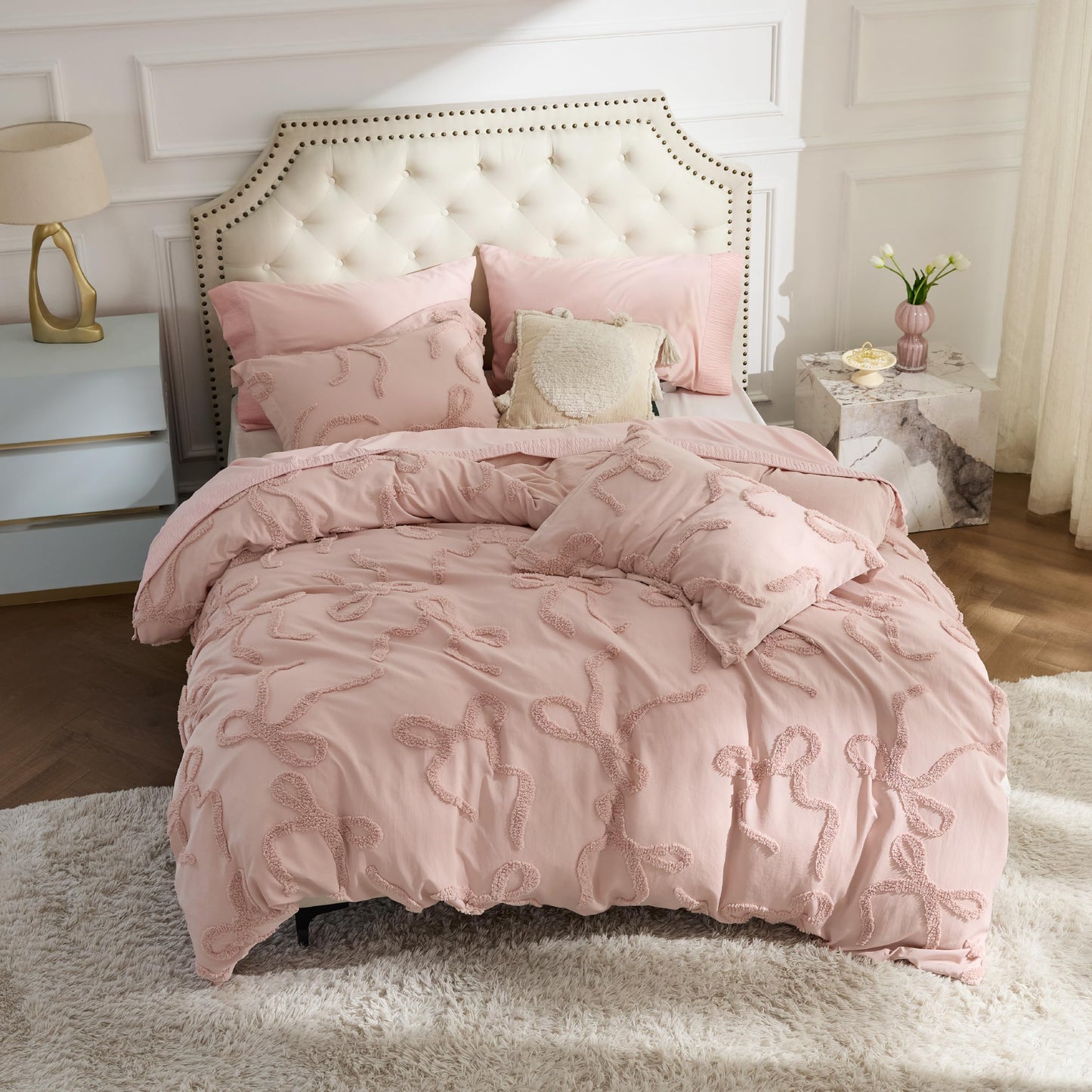 Bedsure Tufted Rose Pink King Comforter Set, GentleSoft™ 3 Pieces Bow Cute Bedding Pink Room Decor, Gifts for Girls Teens Women, All Seasons, 1 Bed Comforter, 2 Pillow Shams, 104x90 Inches