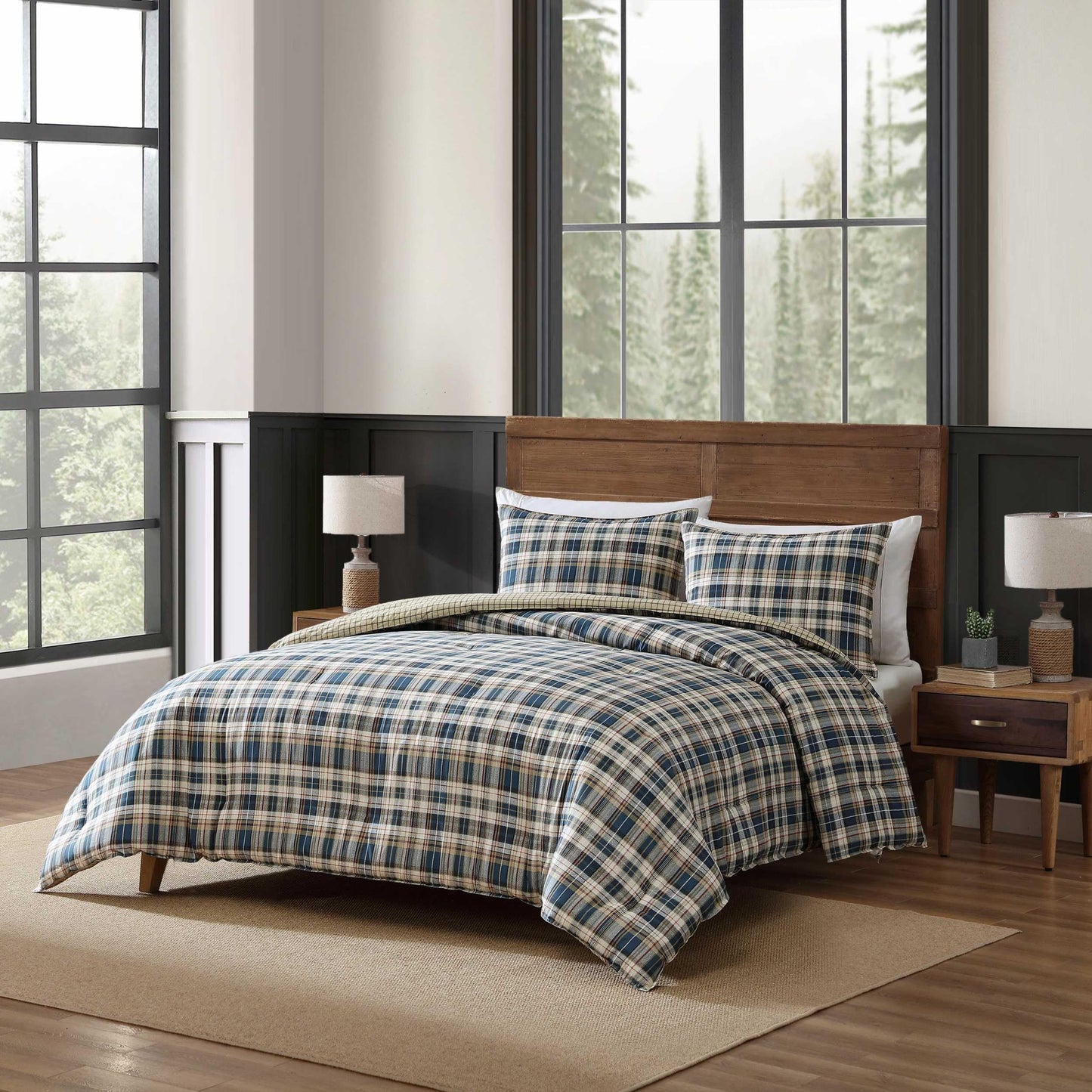 Eddie Bauer - Queen Comforter Set with Shams, Cotton Reversible Bedding, Medium Weight All-Season, Dorm Room Essentials, Port Gamble Indigo