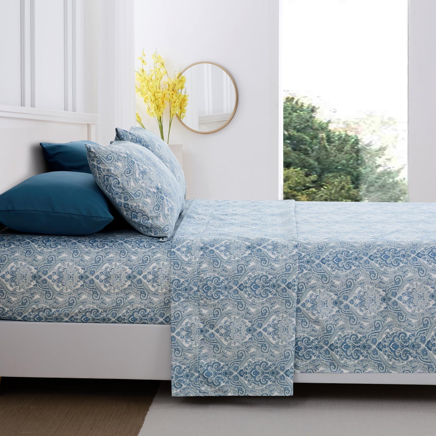 Spirit Linen home 6-Piece Queen Size Bed Sheet Set - Deep Pocket, Paisley Pattern, Soft and Breathable Bed Sheets, Microfiber Material, Includes 1 Fitted, 1 Flat, 4 Pillowcases - Cornett Blue Paisley