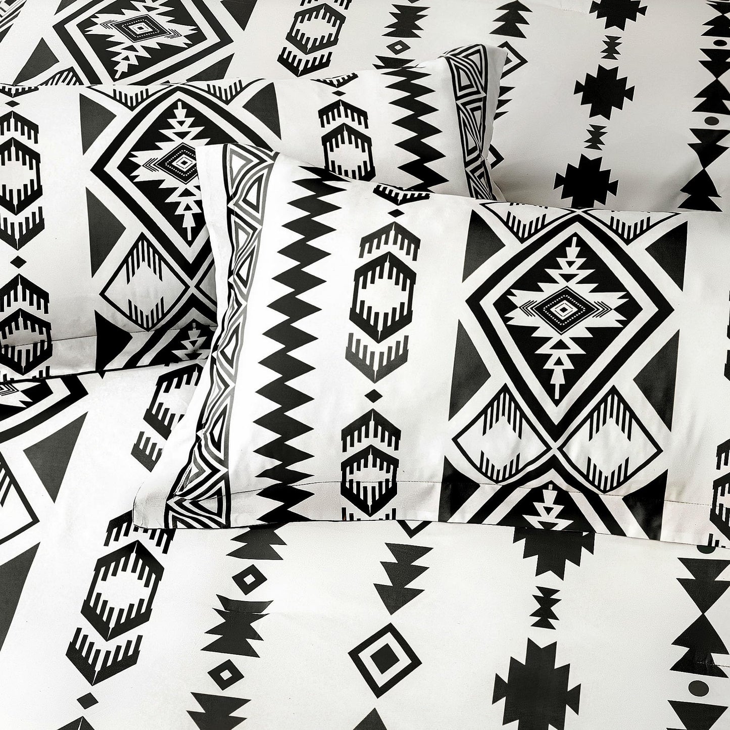 Tyrot King Comforter Set – 3 Piece Black White Boho Aztec Bedding, Western Southwestern Style Comforter Sets, Soft Lightweight Comforter for All Seasons, 1 Comforter & 2 Pillow Shams