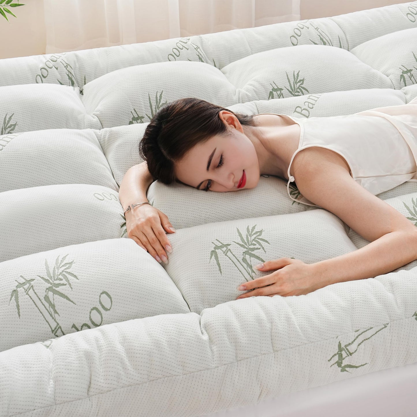DOWNCOOL 3 Inch Queen Mattress Topper – Cooling Memory Foam Mattress Topper for Back Pain Relief, Breathable Bamboo Viscose Air Layer, 1700 GSM Fill, Deep Pocket Fits 8–21 Inch